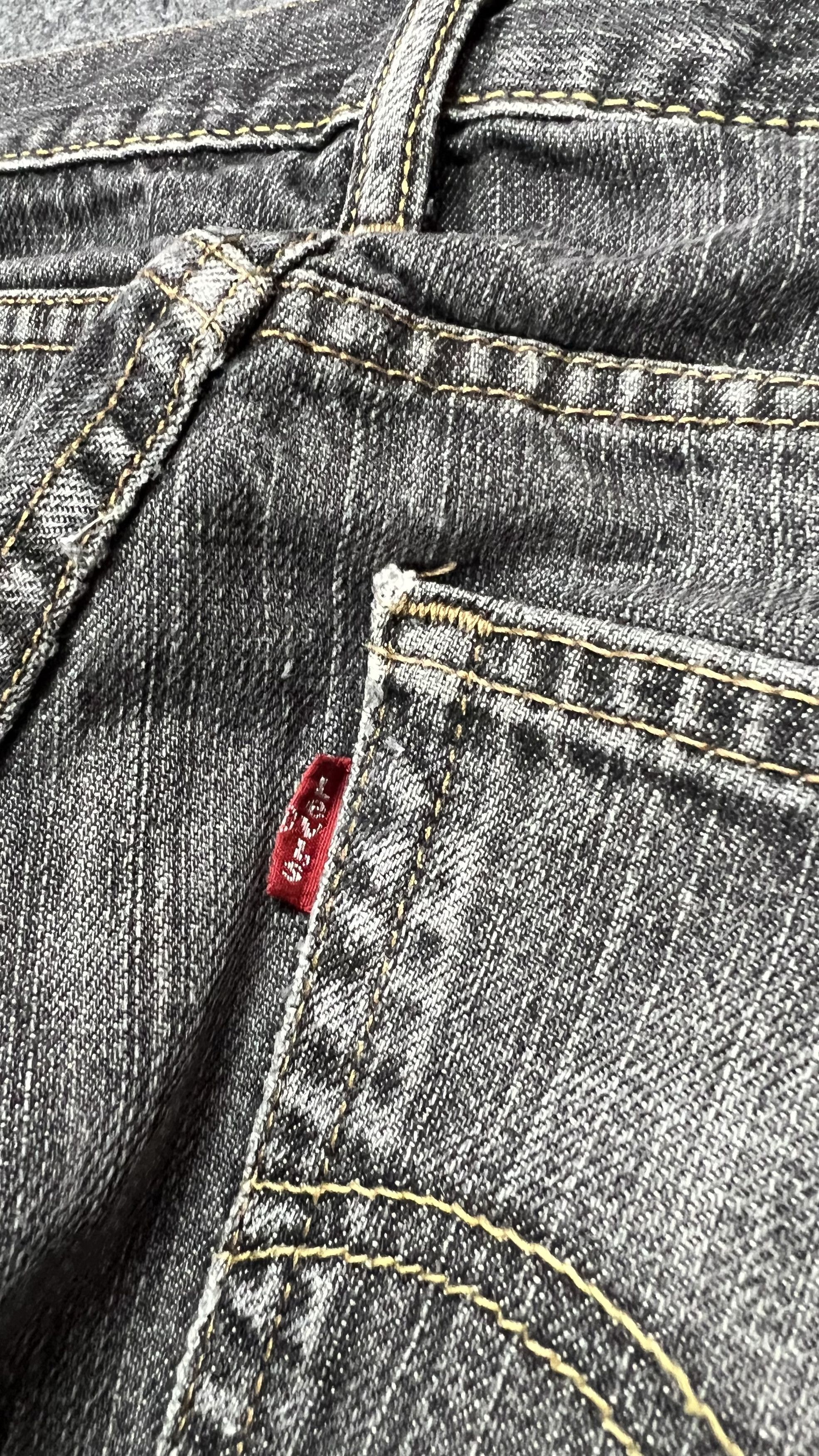Levi's × Vintage Levis 514 Black Distressed Size US 31 - 11 Thumbnail