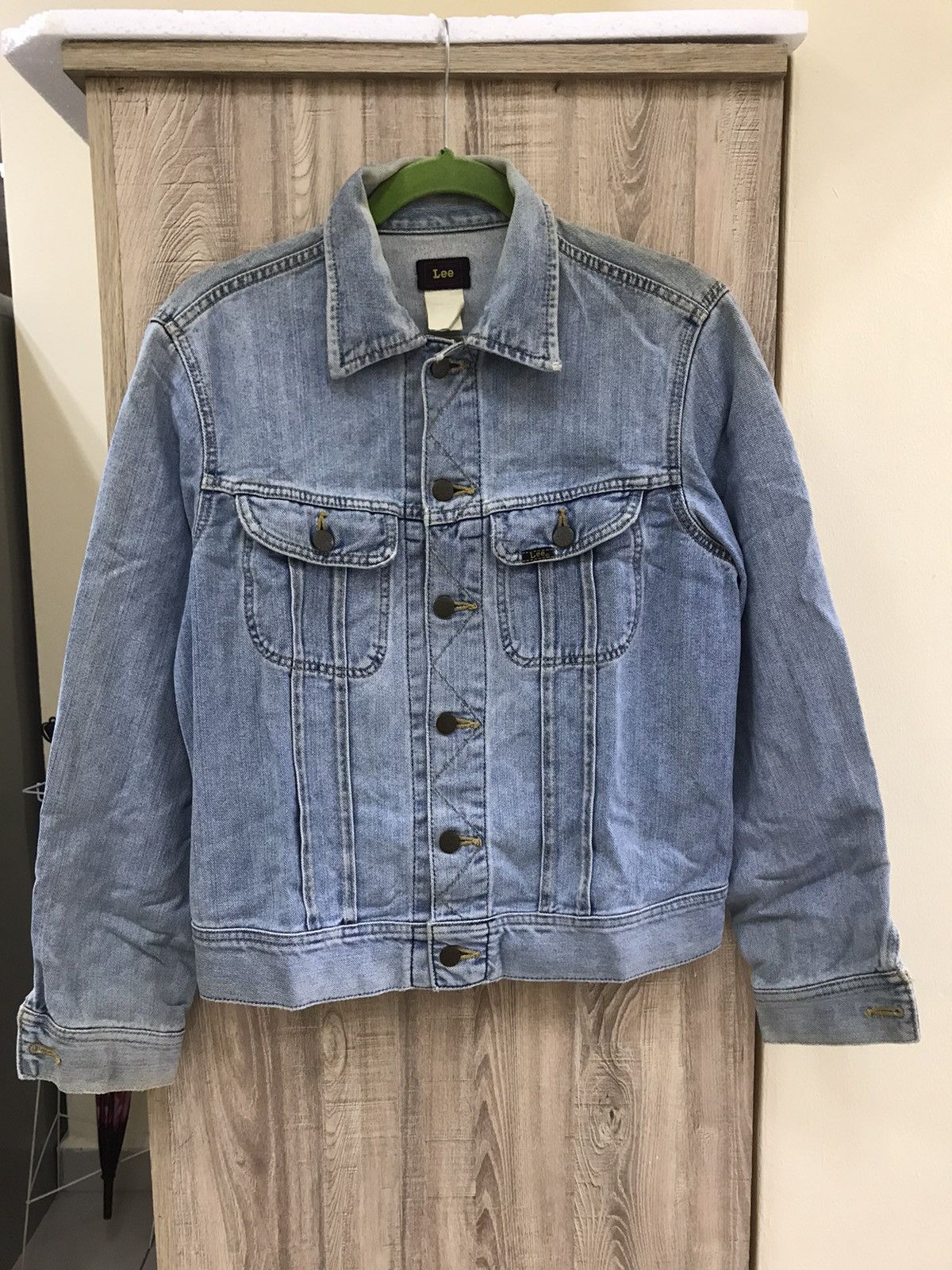 Other Vintage 90’s 🔥 Lee Distressed Denim Jacket Size M / US 6-8 / IT 42-44 - 2 Thumbnail