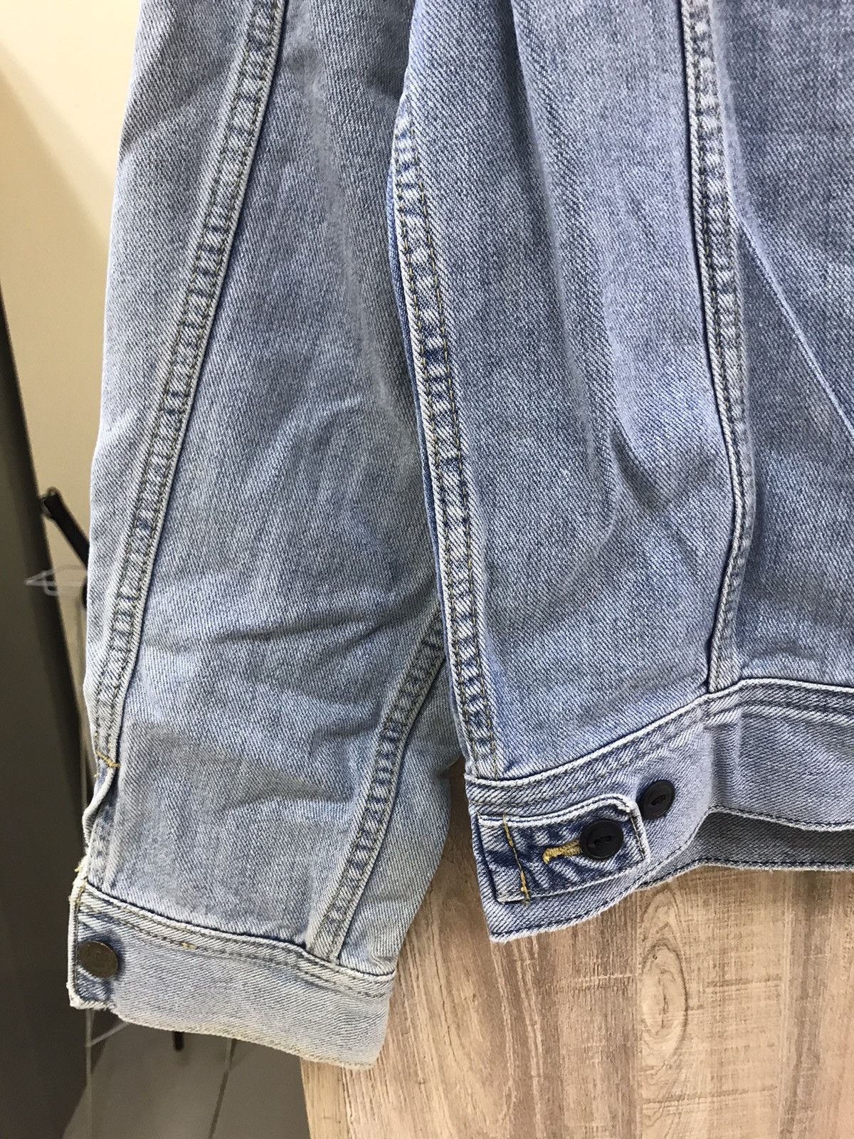 Other Vintage 90’s 🔥 Lee Distressed Denim Jacket Size M / US 6-8 / IT 42-44 - 18 Thumbnail