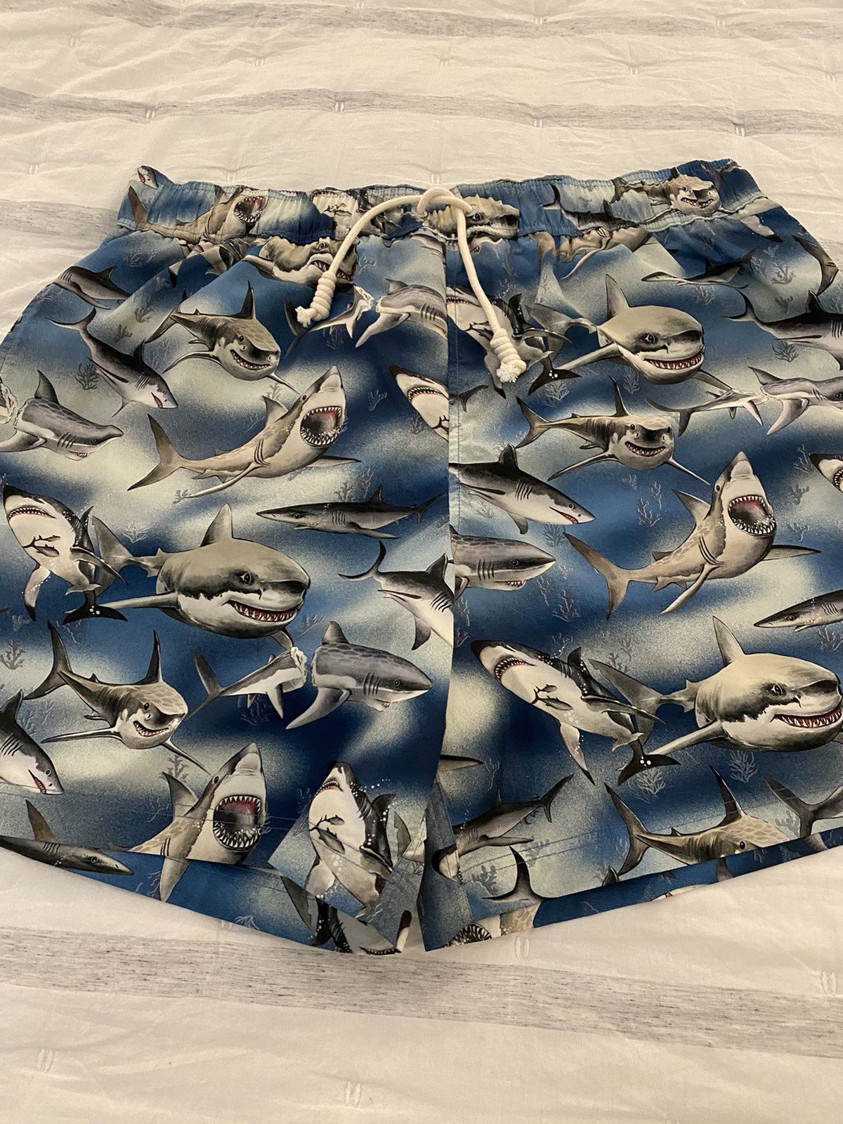 Palm Angels Palm Angels Shark Print Swim Shorts NWT Size US 38 / EU 54 - 4 Thumbnail