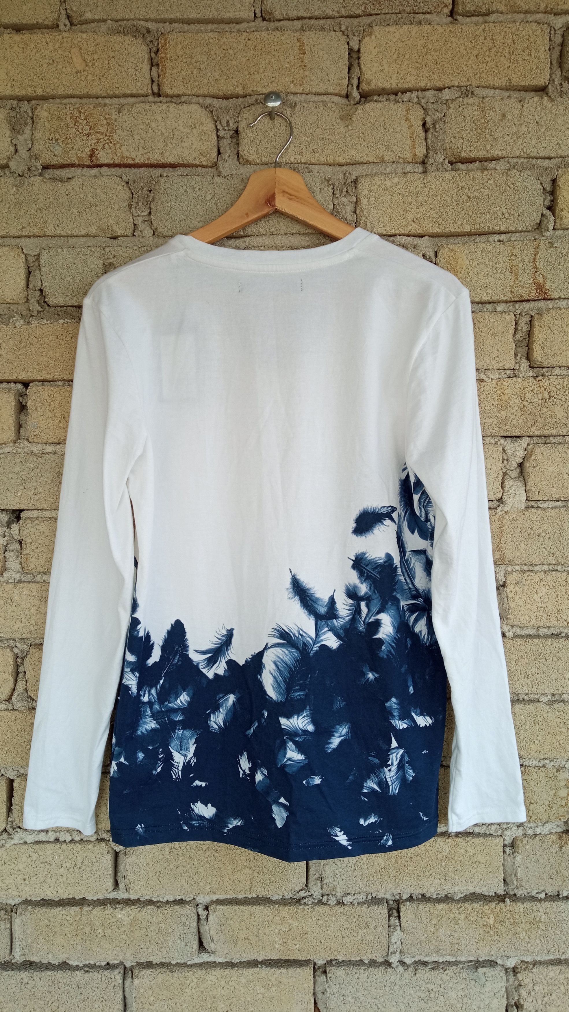 Japanese Brand × Vanquish 🔥🔥Black by Vanquish Feather Printed T-Shirt Size US S / EU 44-46 / 1 - 11 Thumbnail