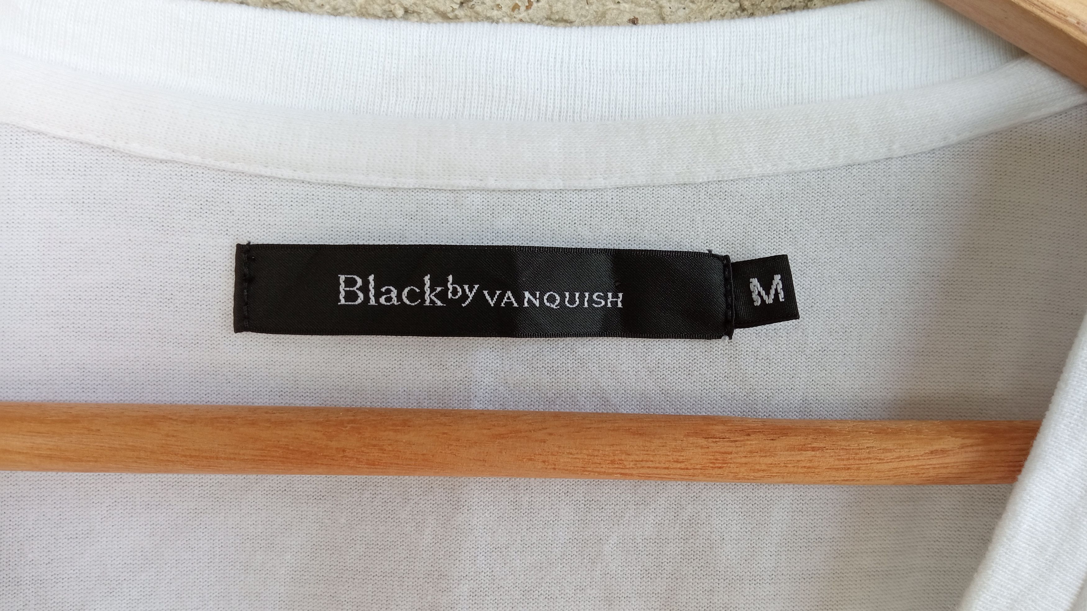 Japanese Brand × Vanquish 🔥🔥Black by Vanquish Feather Printed T-Shirt Size US S / EU 44-46 / 1 - 8 Thumbnail