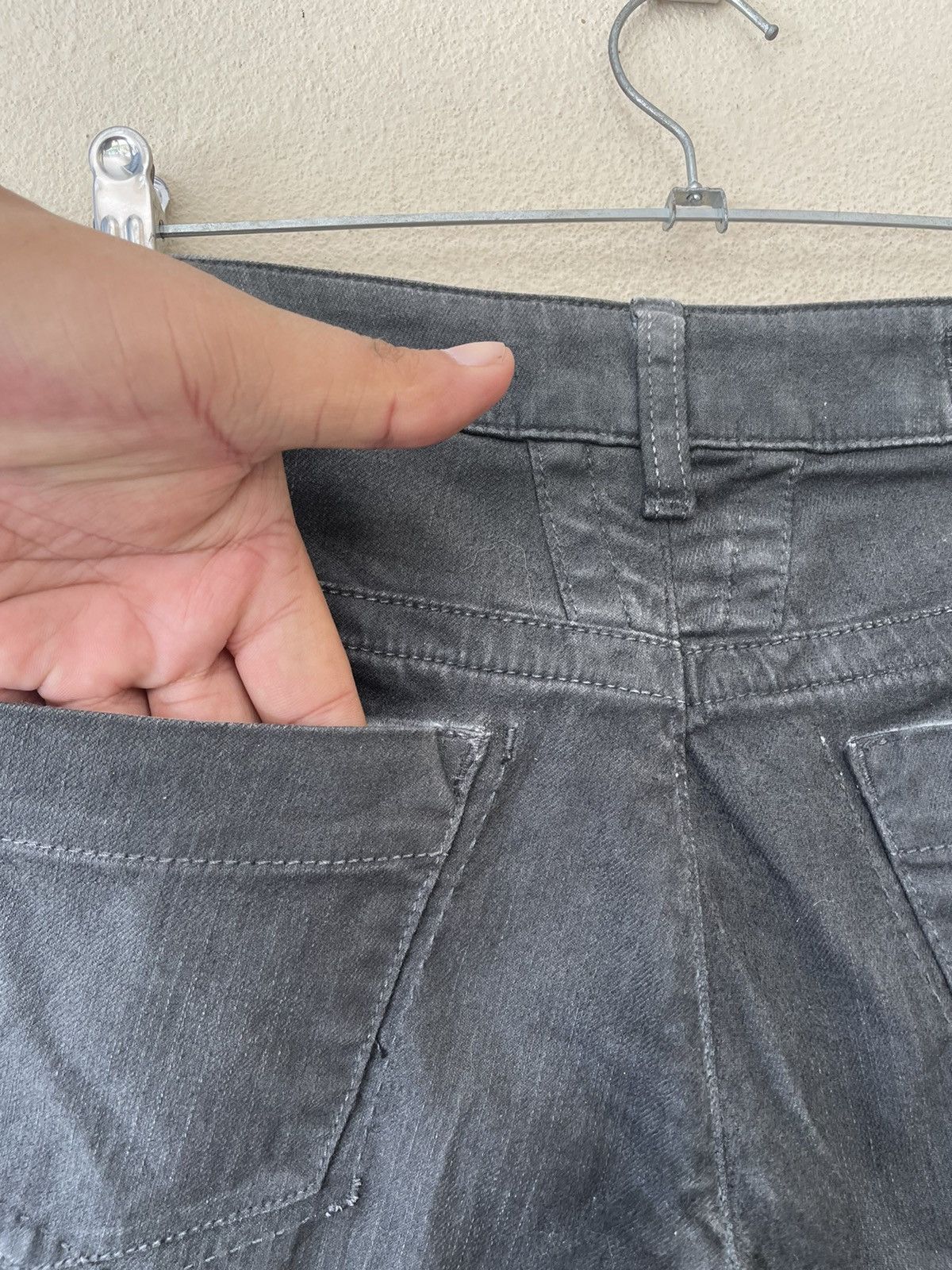 Marithe + Francois Girbaud MARITHE FRANCOIS GIRBAUD REPTILE WAXED DENIM Size US 27 - 9 Thumbnail