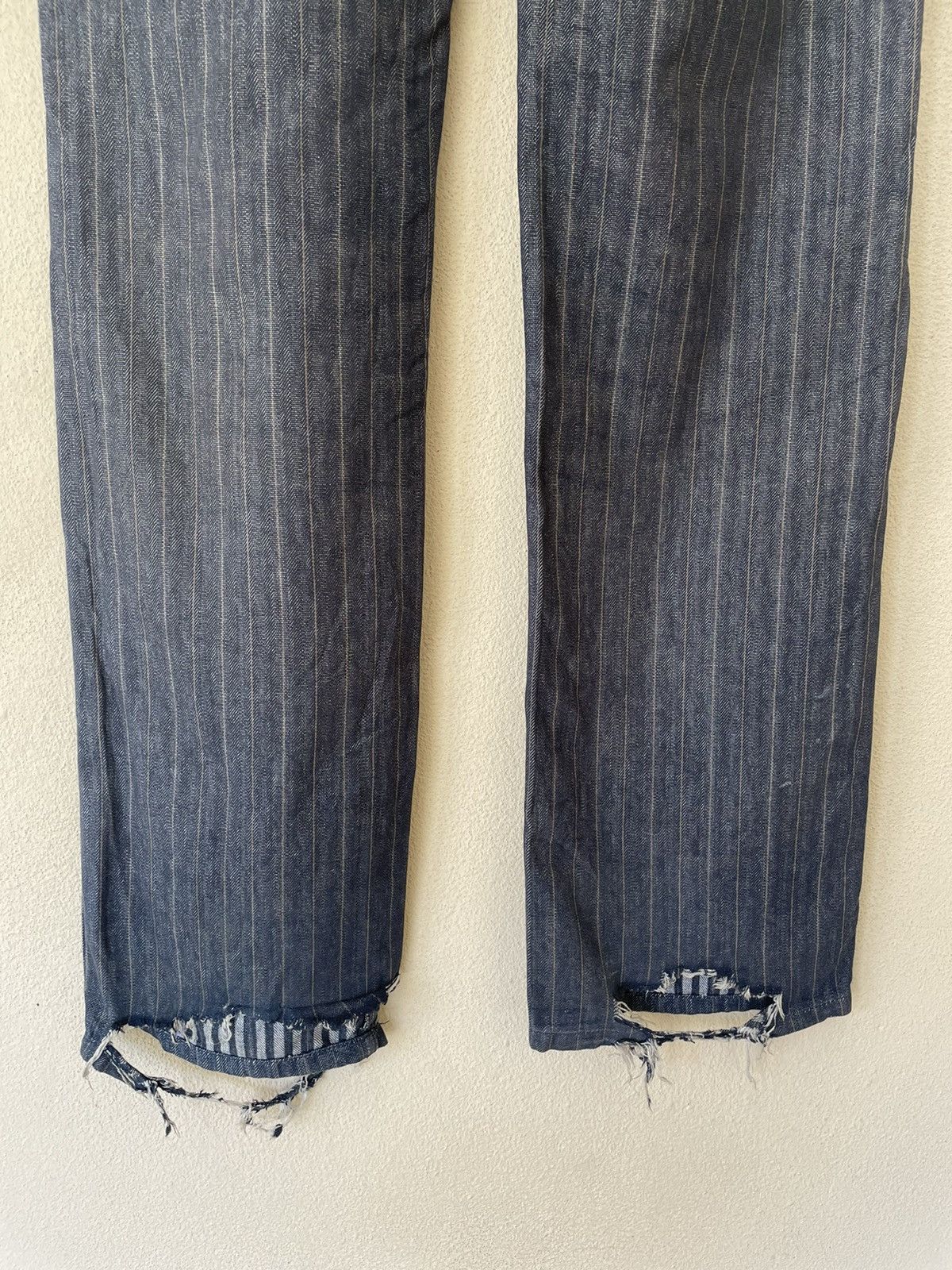 Japanese Brand AVV HOMME RIPPED DENIM Size US 33 - 11 Thumbnail