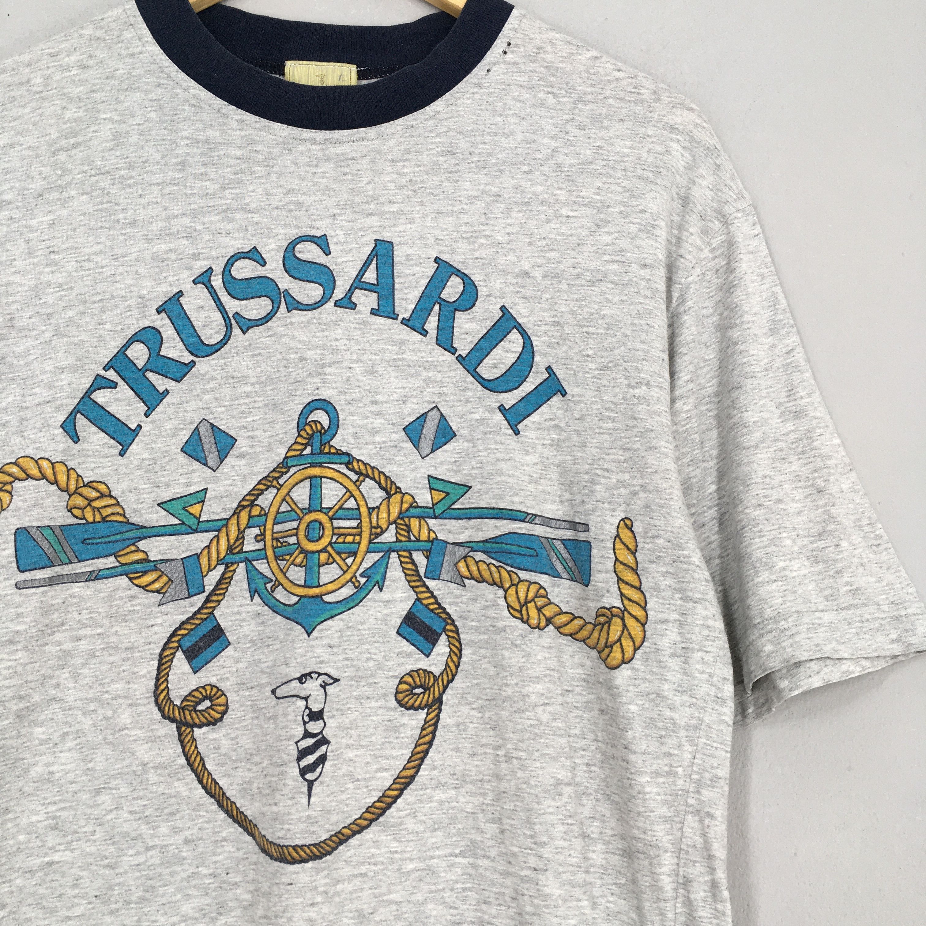 Designer × Trussardi × Vintage Vintage Trussardi Jeans Gray Tshirt Medium Size US M / EU 48-50 / 2 - 2 Thumbnail