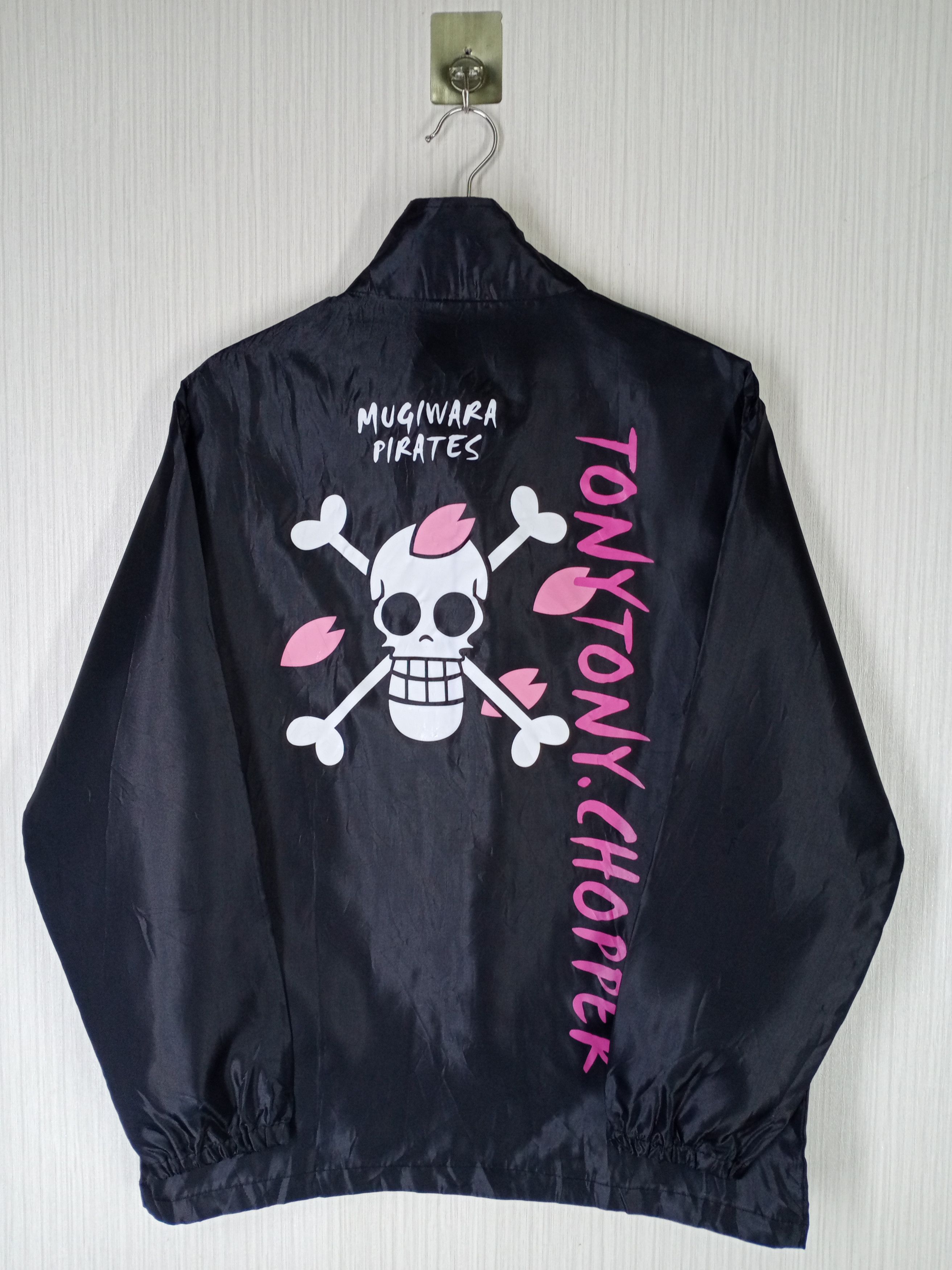 One Piece Tony Tony Chopper One Piece Mugiwara Pirates Windbreaker Size US L / EU 52-54 / 3 - 1 Thumbnail