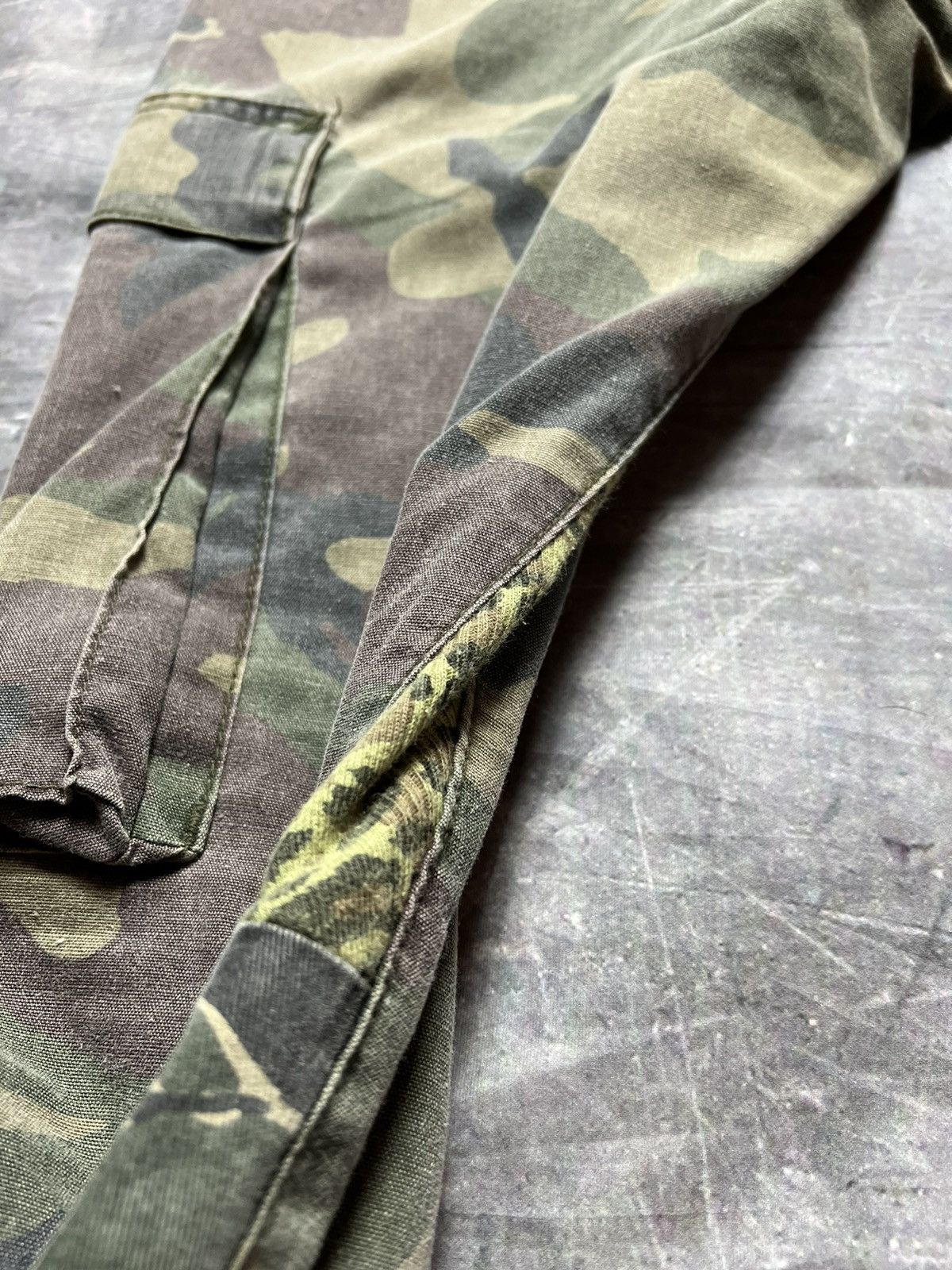 Gallery Dept. GALLERY DEPT Camo Flare Cargo Pants Size US 32 / EU 48 - 10 Thumbnail
