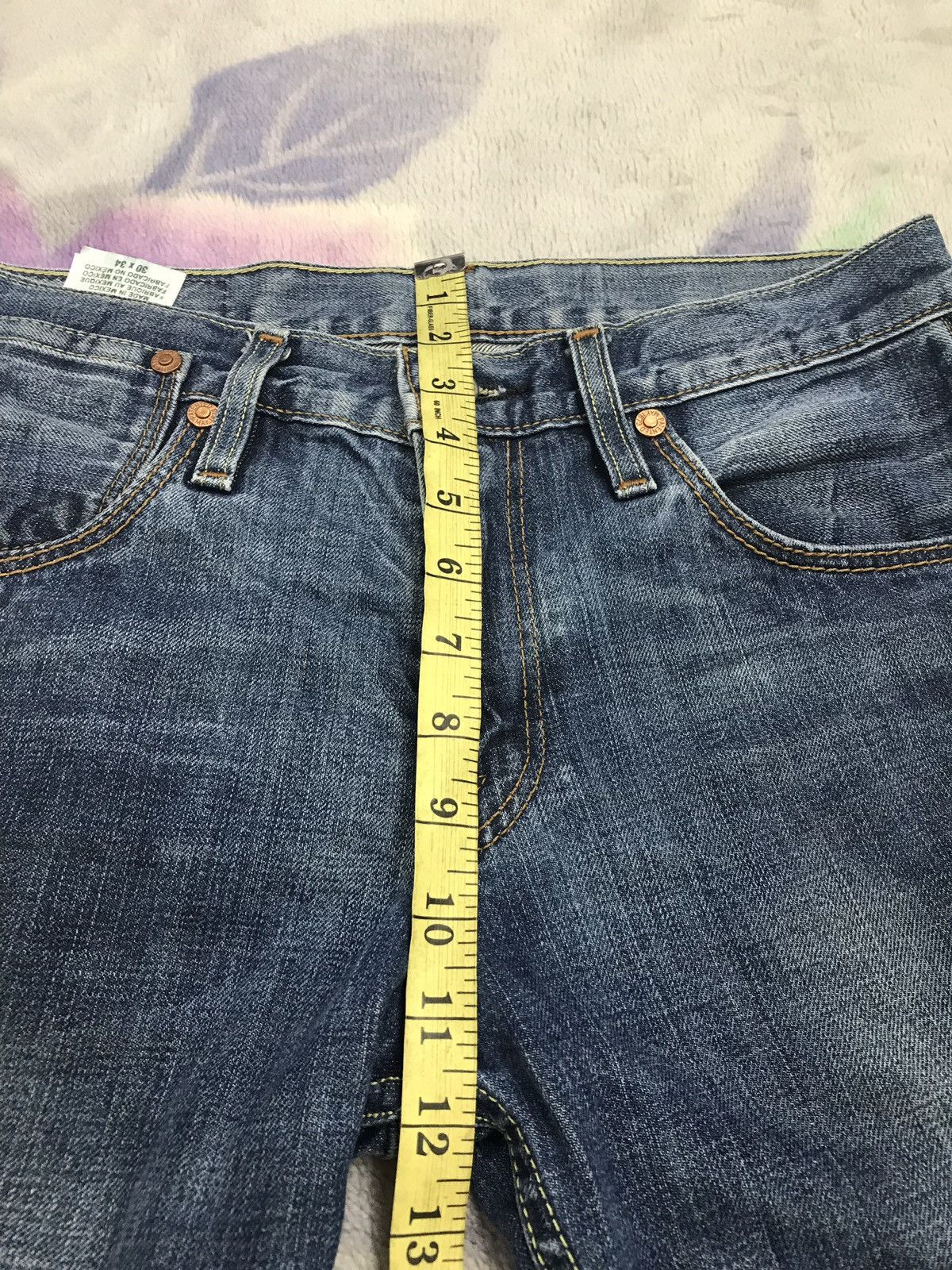 Levi's Vintage Clothing Levis 511 Blue Denim Jeans Mexico Distressed Slim Fits Size US 31 - 19 Thumbnail