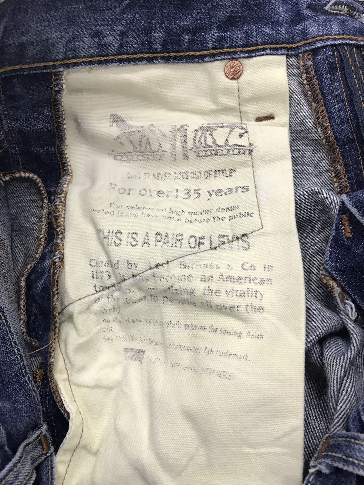 Levi's Vintage Clothing Levis 511 Blue Denim Jeans Mexico Distressed Slim Fits Size US 31 - 18 Thumbnail