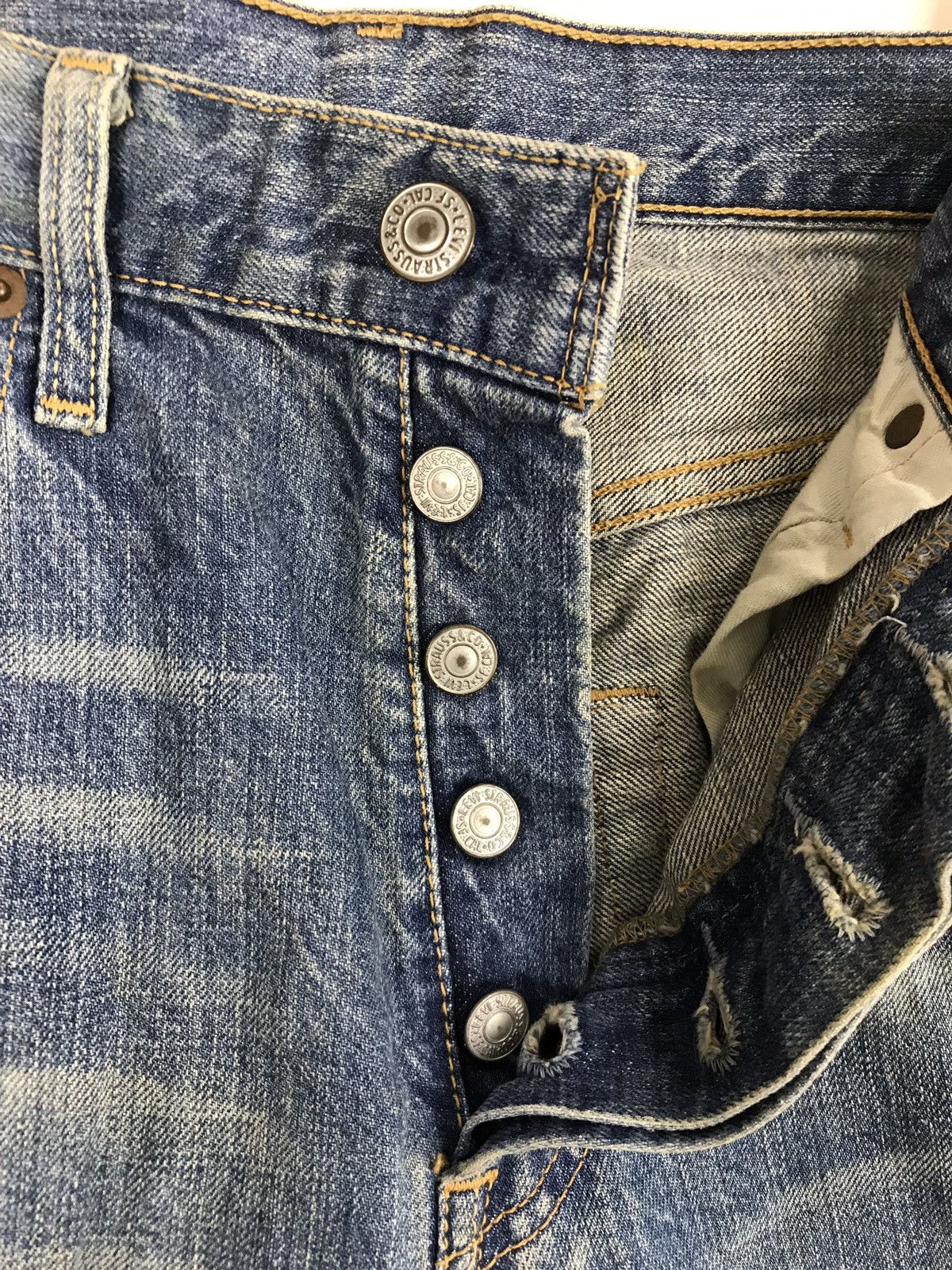 Levi's Vintage Clothing Levi’s 501 Blue Denim Jeans Distressed Vintage Size US 31 - 12 Thumbnail