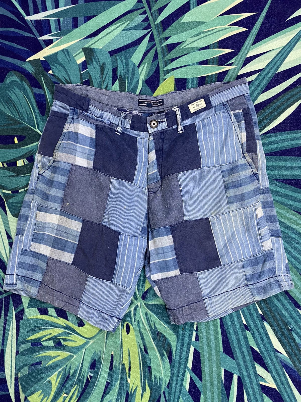 Tommy Hilfiger Patchwork design short pant by Tommy Hilfiger Size US 32 / EU 48 - 1 Thumbnail