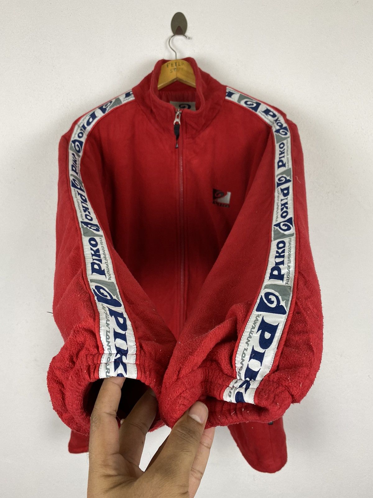 Vintage PIKO HAWAIIAN LONGBOARD WEAR NICE DESIGN Size US L / EU 52-54 / 3 - 5 Thumbnail