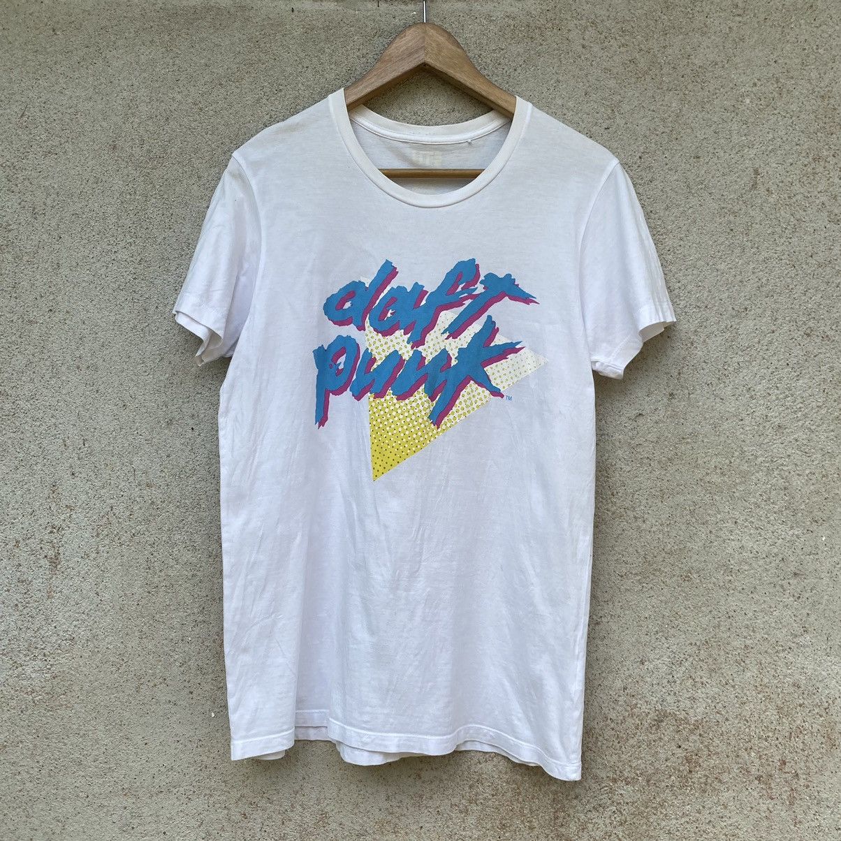 Band Tees Thrashed Daft Punk French Electronic Band Crystal Castles T Size US M / EU 48-50 / 2 - 1 Thumbnail