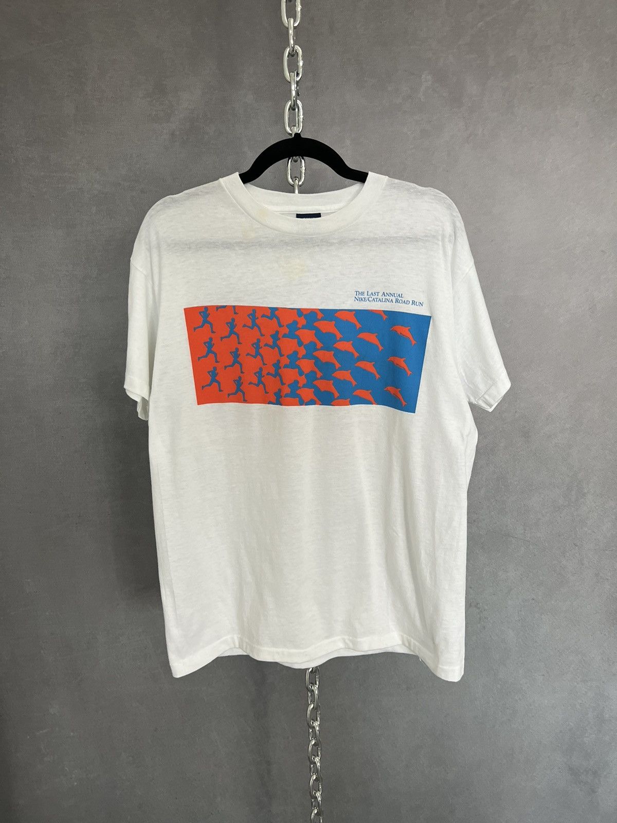 80s Nike dolphin to runner MC Escher rare marathon shirt L