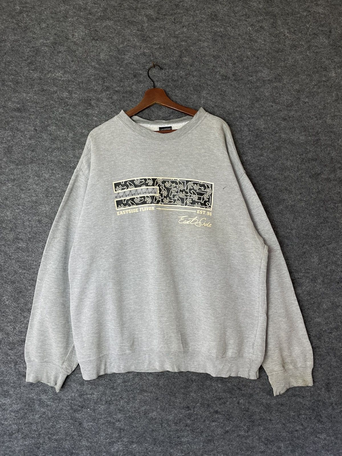 image of Vintage Y2K East Side Sweatshirt in Grey, Men's (Size 2XL)