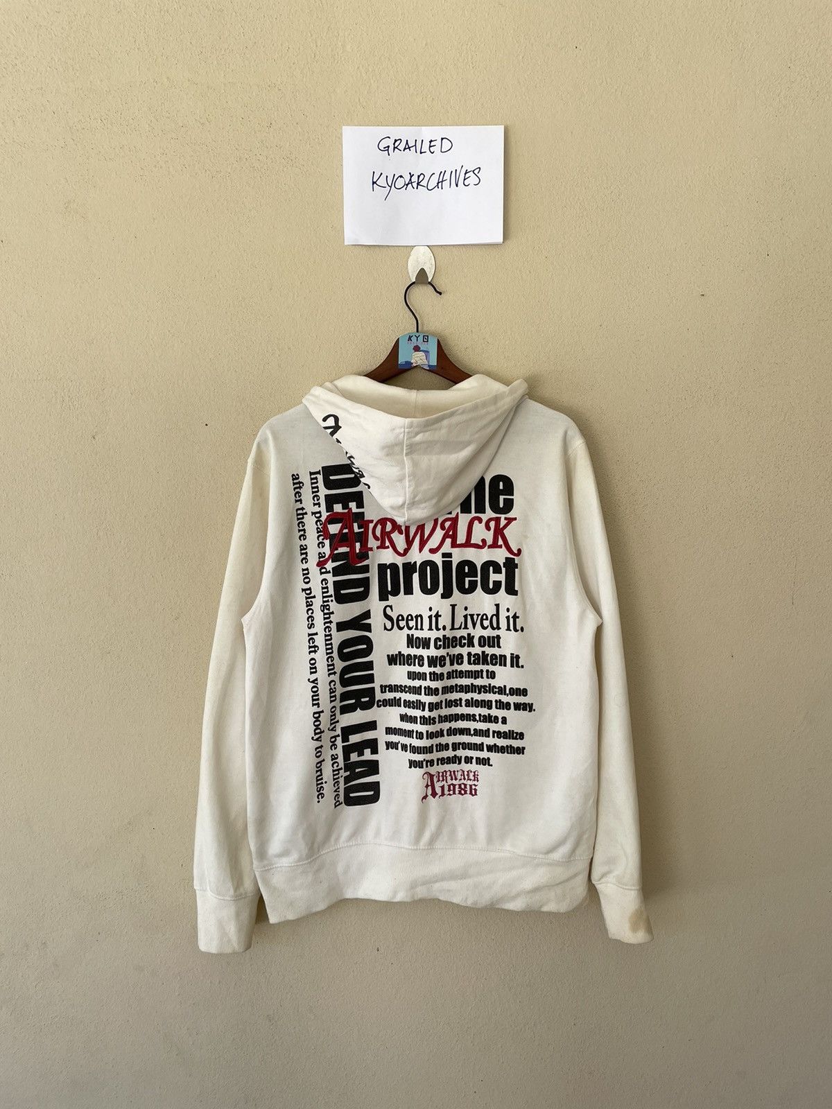 Airwalk AIRWALK GRAFFITI WHITE HOODIE Size US XL / EU 56 / 4 - 1 Thumbnail