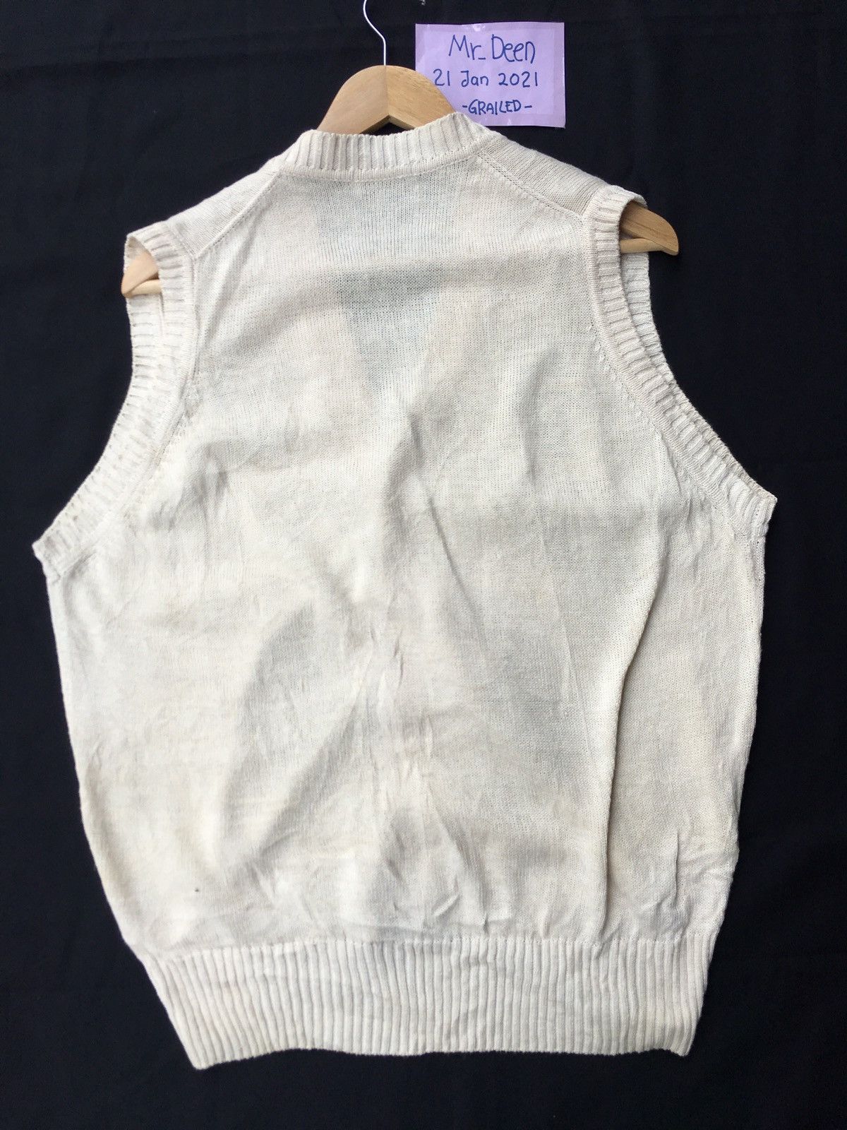 Burberry Vintage Burberry Knitted Vest Size US L / EU 52-54 / 3 - 12 Thumbnail