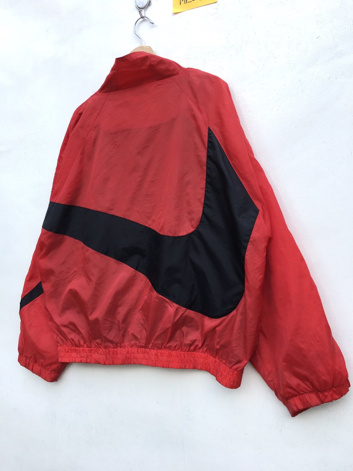 Nike Vintage Red Nike Big Black Logo Swoosh Windbreaker Size US XL / EU 56 / 4 - 13 Thumbnail