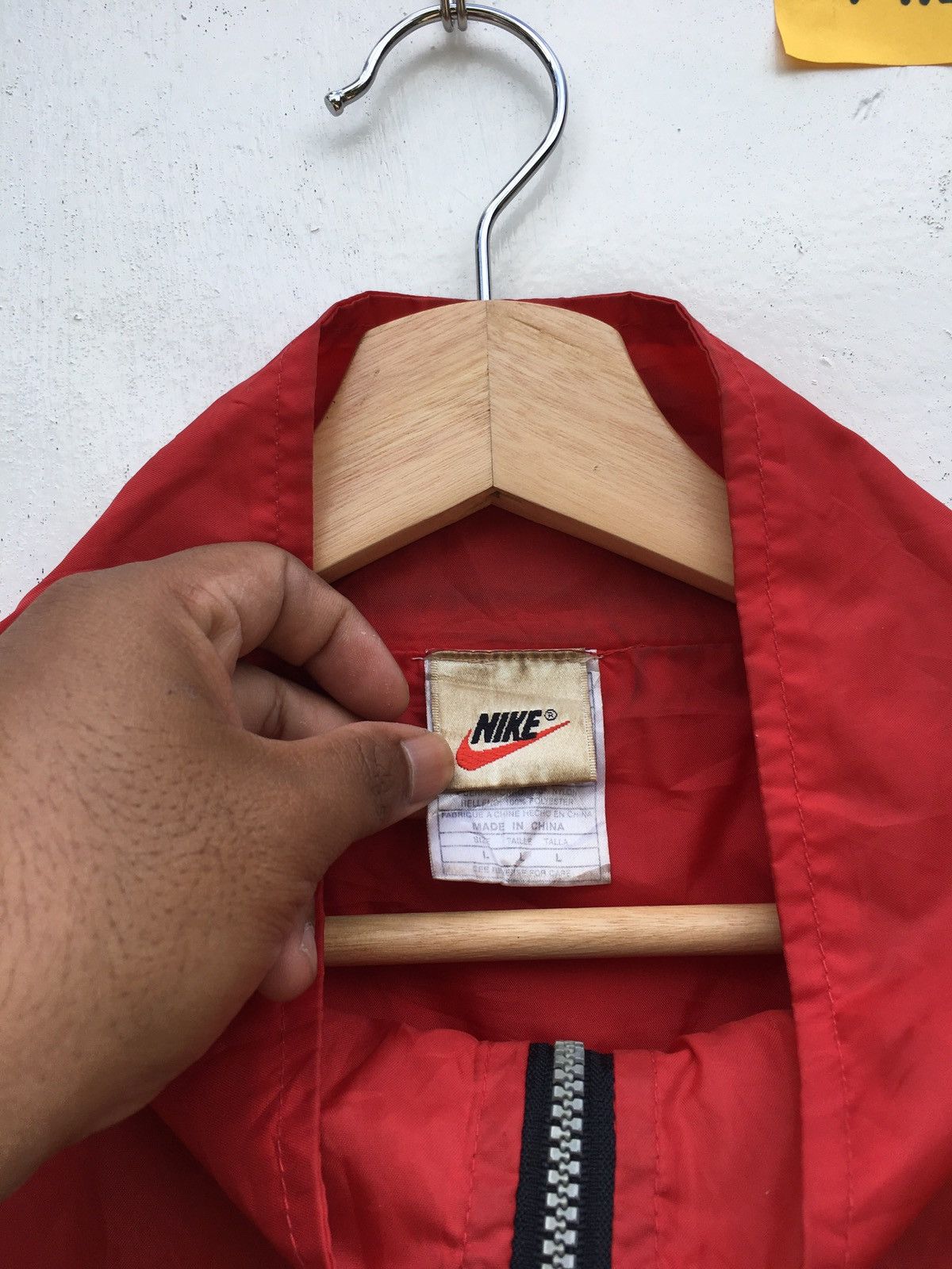 Nike Vintage Red Nike Big Black Logo Swoosh Windbreaker Size US XL / EU 56 / 4 - 6 Thumbnail