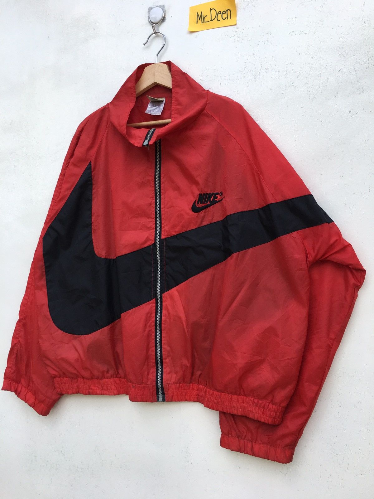 Nike Vintage Red Nike Big Black Logo Swoosh Windbreaker Size US XL / EU 56 / 4 - 3 Thumbnail