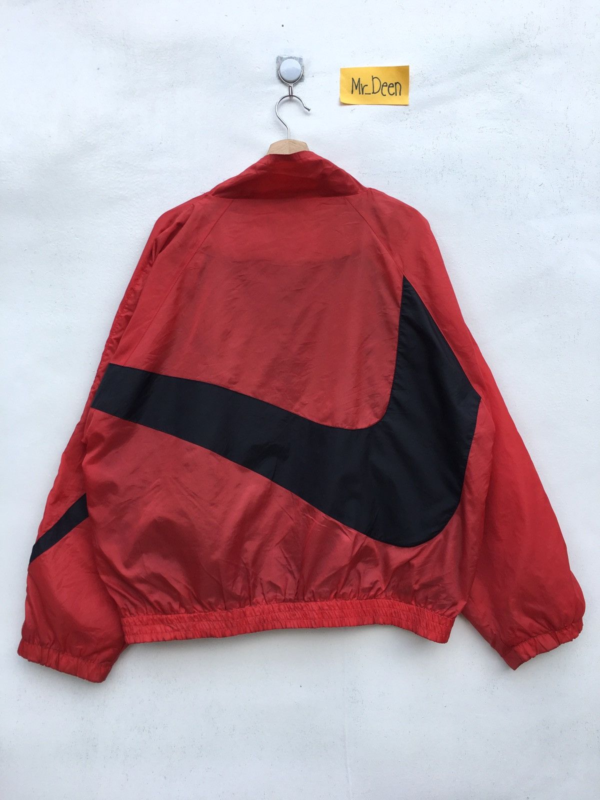 Nike Vintage Red Nike Big Black Logo Swoosh Windbreaker Size US XL / EU 56 / 4 - 11 Thumbnail