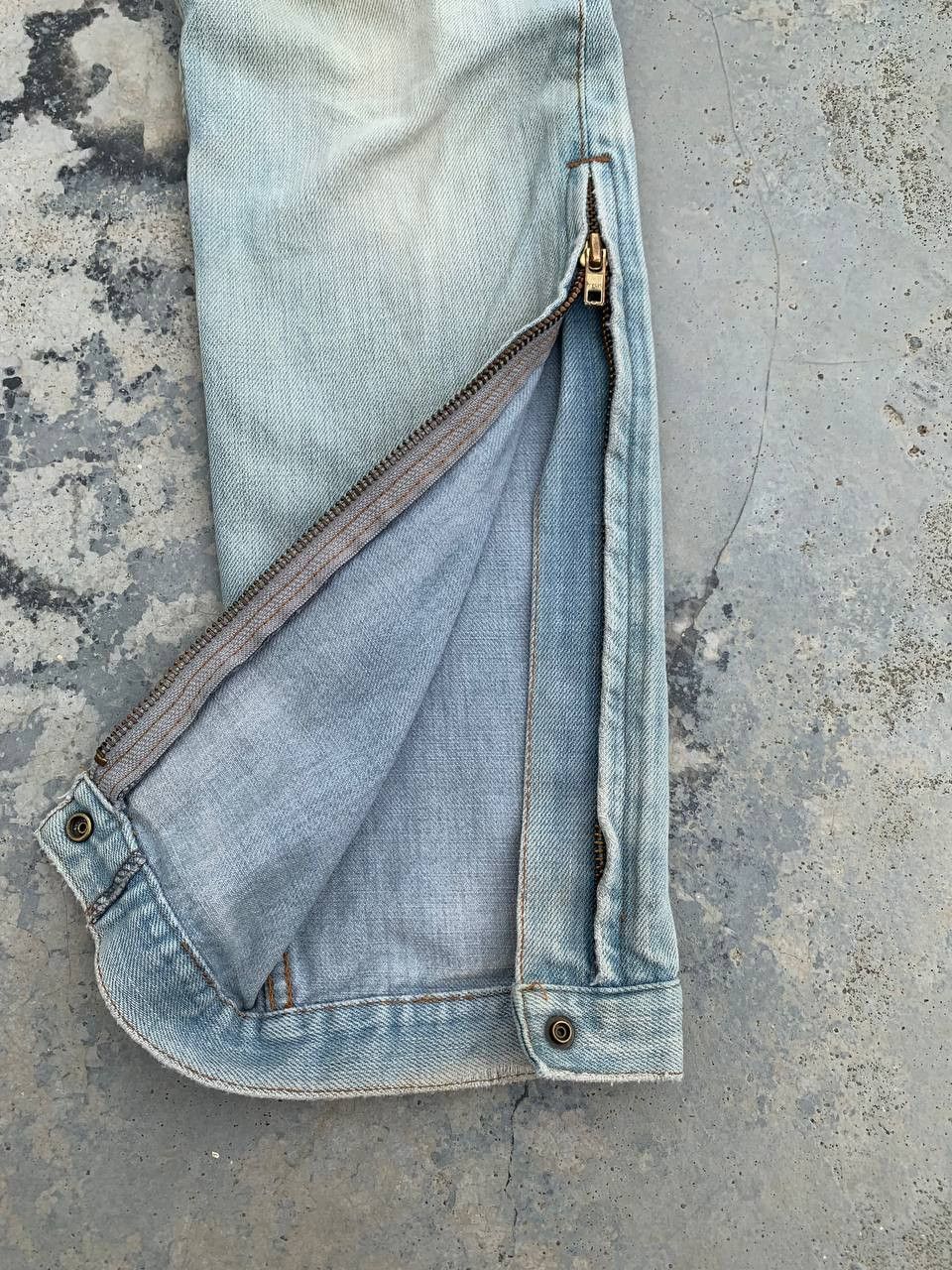 Japanese Brand Vintage RNA Assymetrical Zipper Biker Denim Washed Jeans Size 29" - 9 Thumbnail