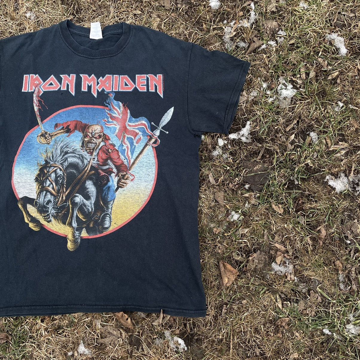 Vintage Vintage 90s Iron Maiden Band Tee Graphic Grunge Skate Slim M Size US M / EU 48-50 / 2 - 2 Thumbnail