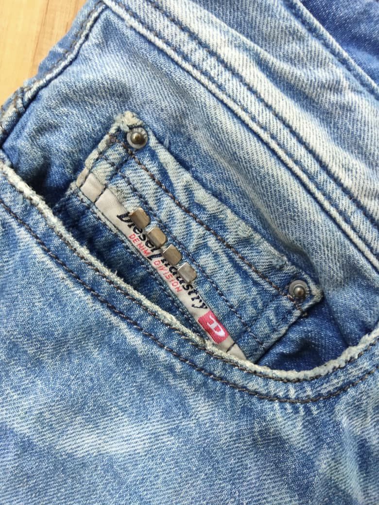 Diesel 💥BINDING NOW💥Diesel Industry Safado Rare Men’s Jeans Italy Size US 33 - 17 Thumbnail