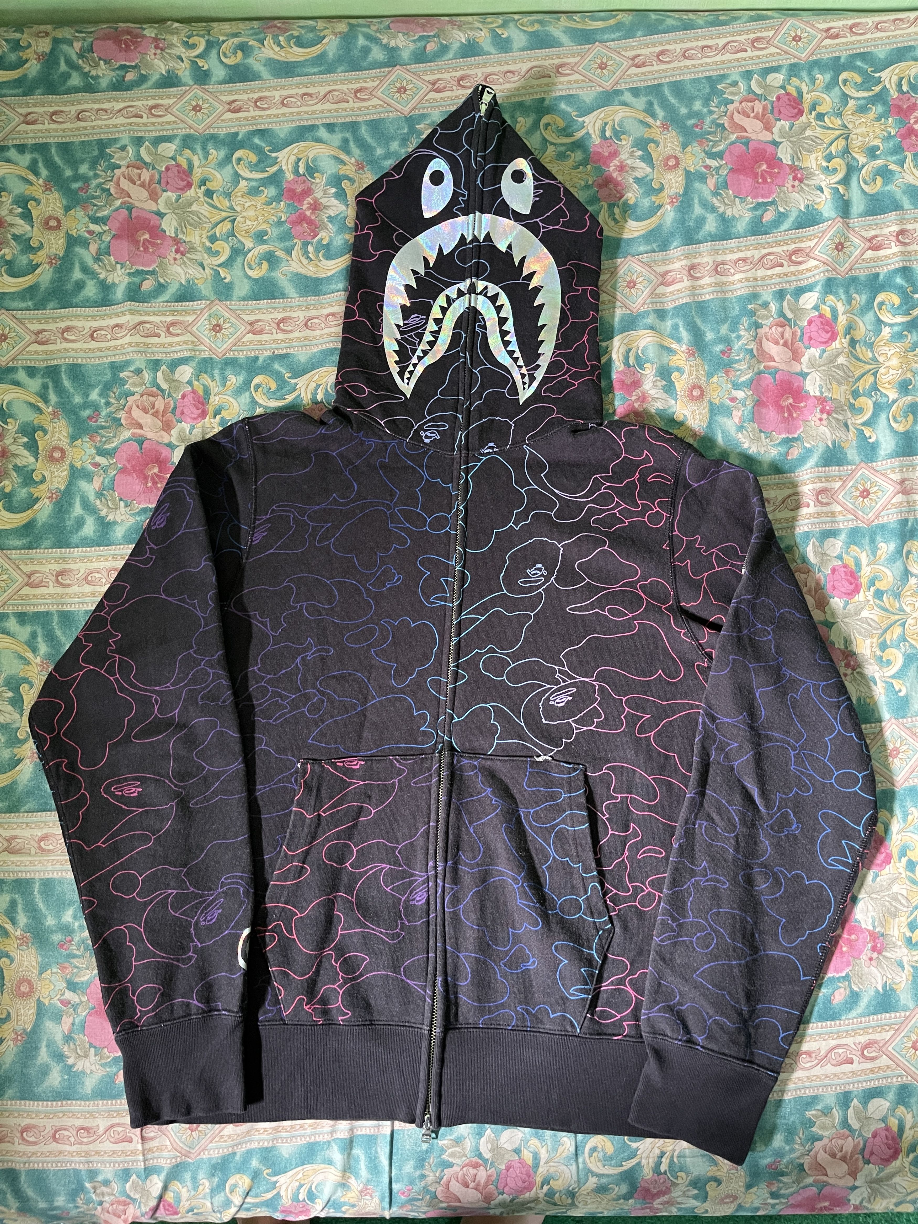 Bape Hoodie Bape Shark Stencil Camo Size US L / EU 52-54 / 3 - 1 Thumbnail