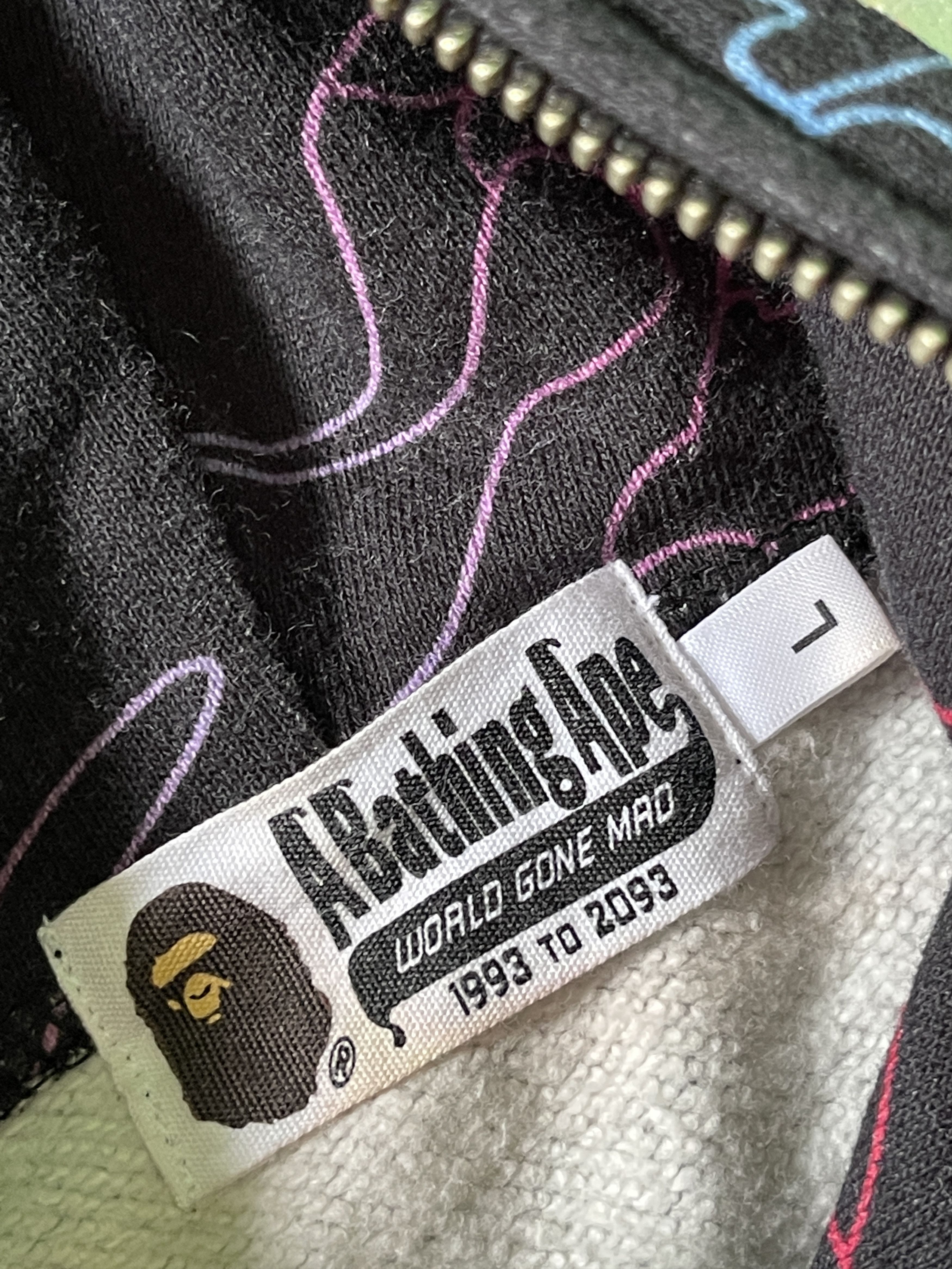 Bape Hoodie Bape Shark Stencil Camo Size US L / EU 52-54 / 3 - 10 Thumbnail