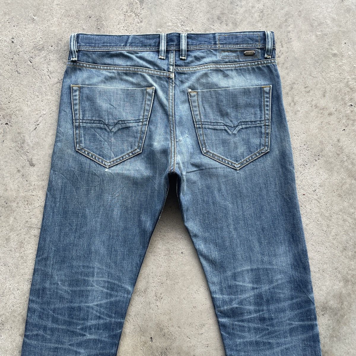 Diesel Vintage Diesel Industry Faded Denim Jeans Pants Fly Button Size US 33 - 13 Thumbnail