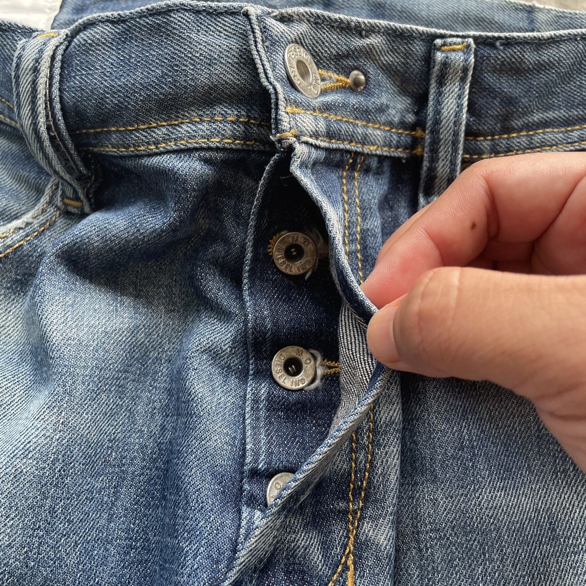 Diesel Vintage Diesel Industry Faded Denim Jeans Pants Fly Button Size US 33 - 8 Thumbnail