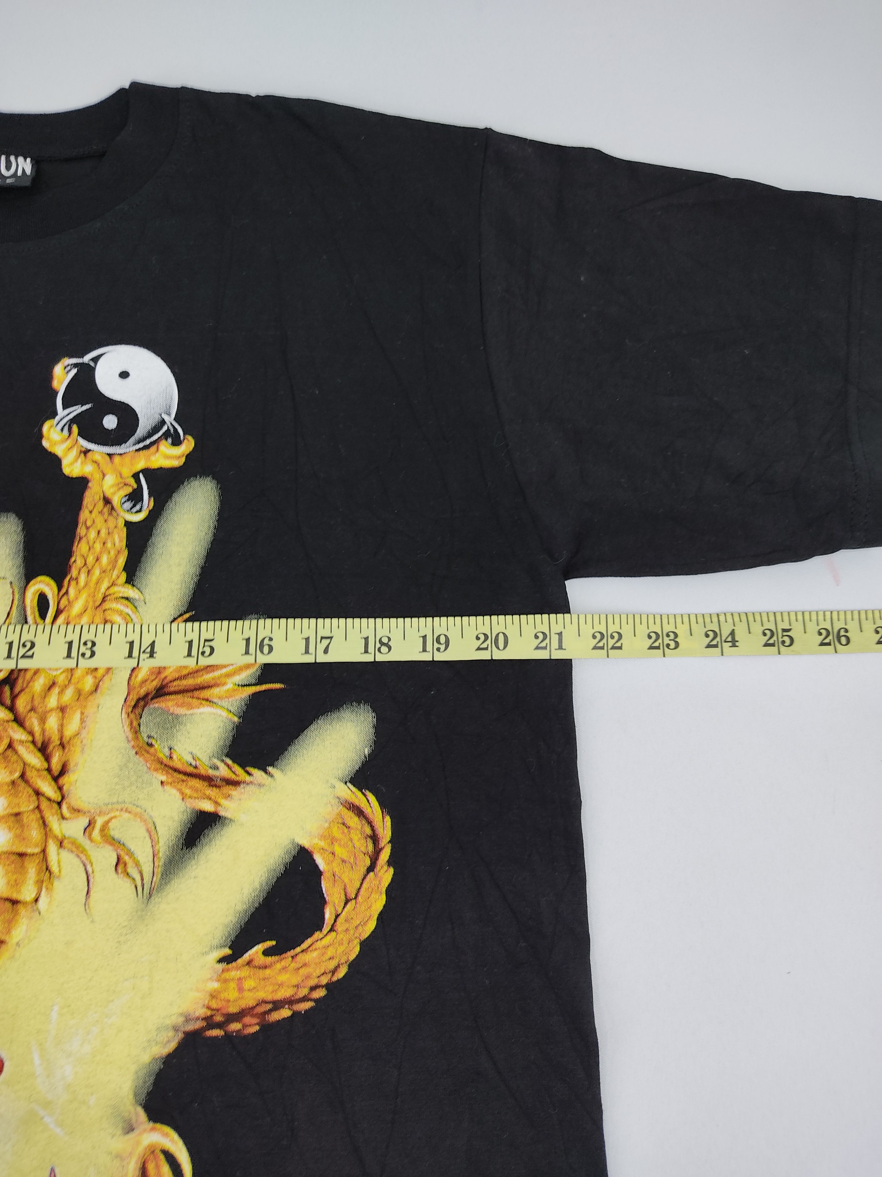 Vintage Yin Yan Art Dragon Logo Tattoo Unisex Tee By Neon Size US L / EU 52-54 / 3 - 5 Thumbnail