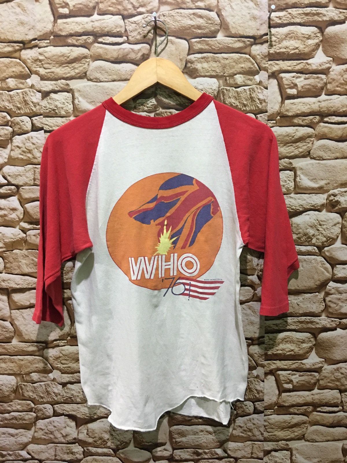 Band Tees Vintage 70s The Who Tour 1975 Band tour shirt Size US M / EU 48-50 / 2 - 1 Thumbnail