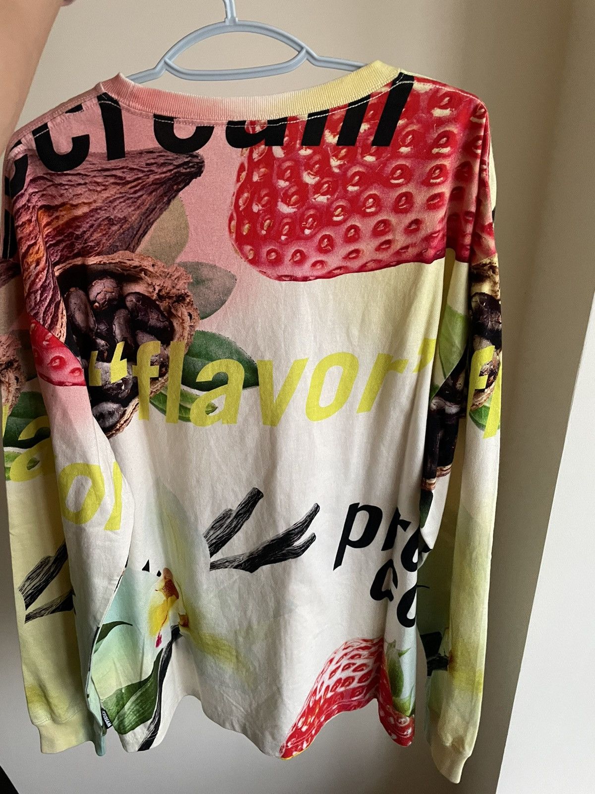 Icecream Icecream fruit 🍓 LS tee Size US L / EU 52-54 / 3 - 7 Thumbnail