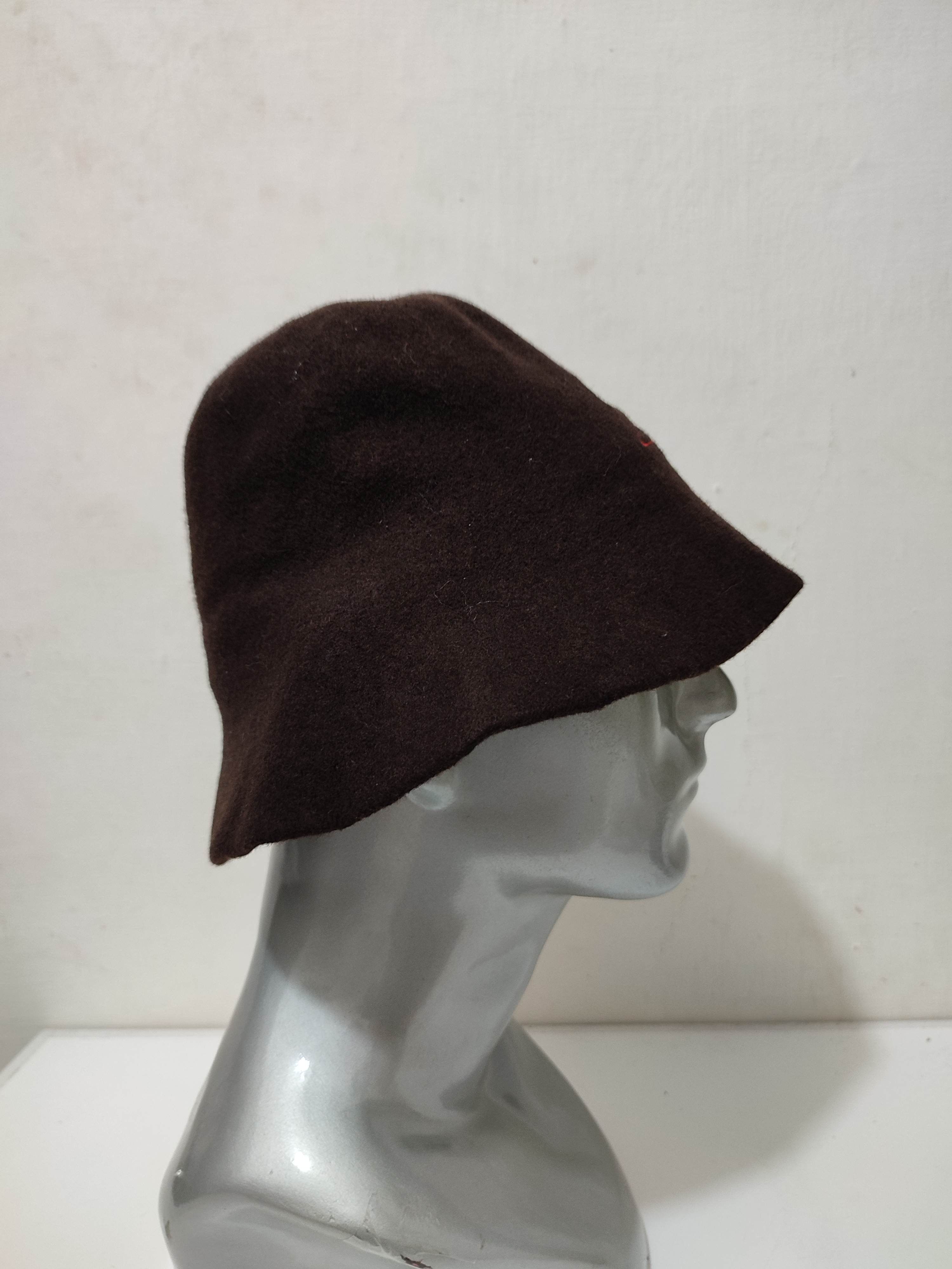 Vivienne Westwood 🔥Vivienne Westwood Big Logo Bucket Hats Embroidery Logo Size ONE SIZE - 6 Thumbnail