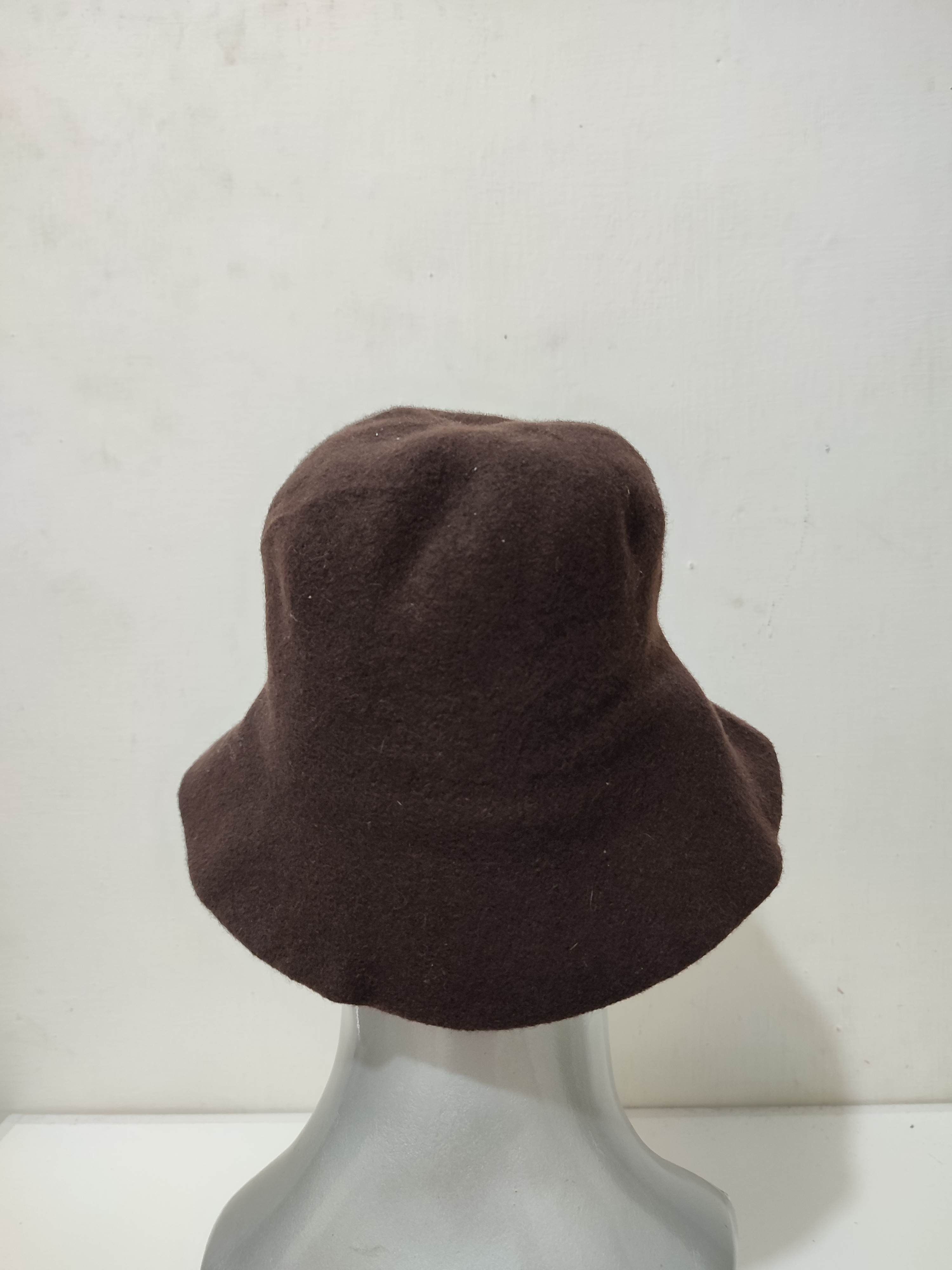 Vivienne Westwood 🔥Vivienne Westwood Big Logo Bucket Hats Embroidery Logo Size ONE SIZE - 8 Thumbnail