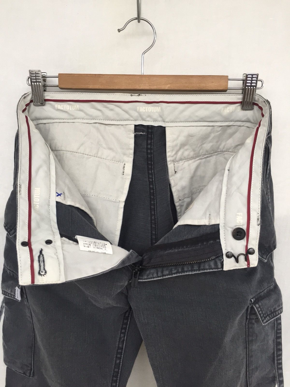 FACTOTUM FW10 Factotum 🇯🇵 Tactical Pocket Zipper Cargo Pant Size US 32 / EU 48 - 12 Thumbnail