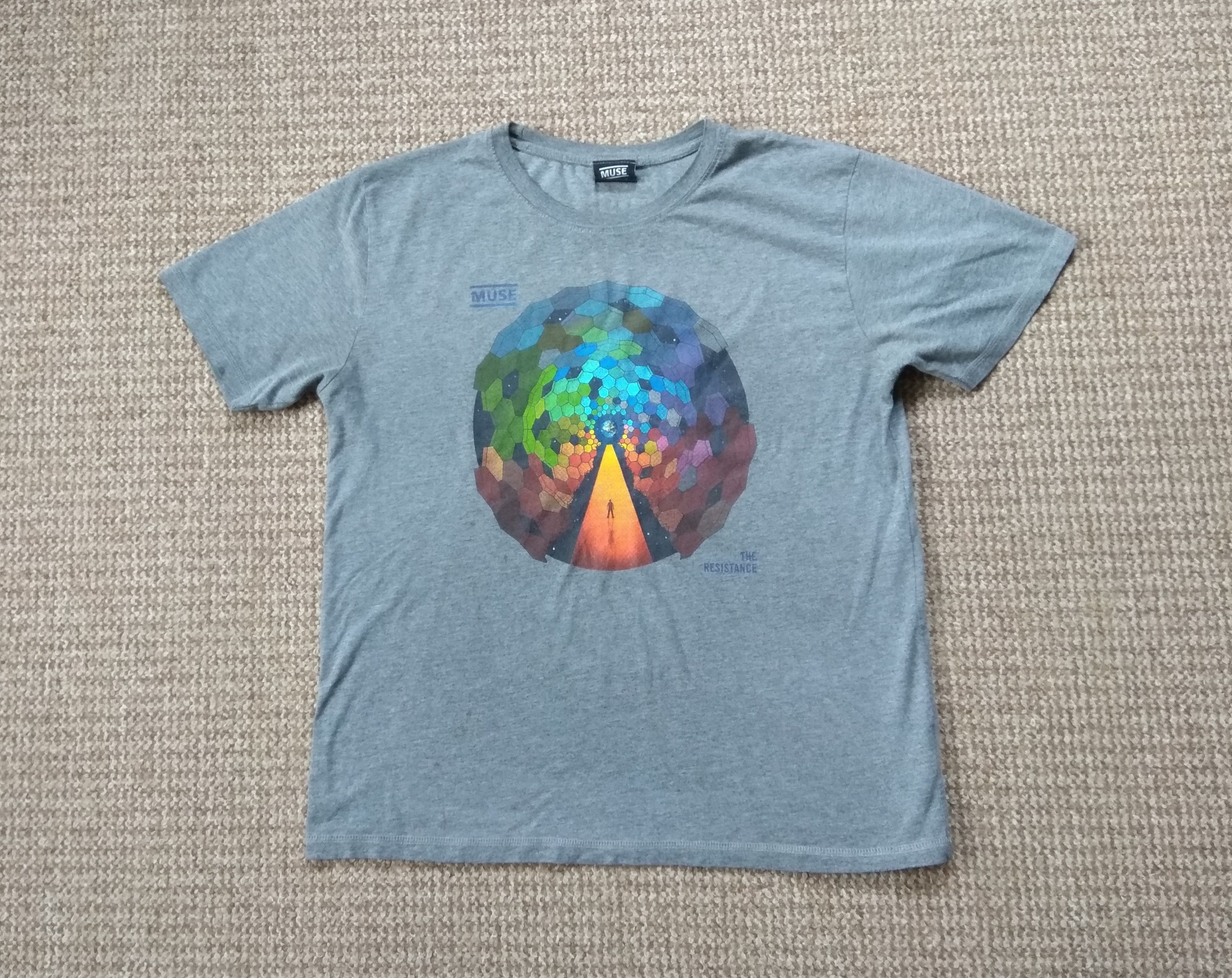 Band Tees × Vintage Muse The Resistance 2009 Tour Tee Band size L Size US L / EU 52-54 / 3 - 1 Thumbnail
