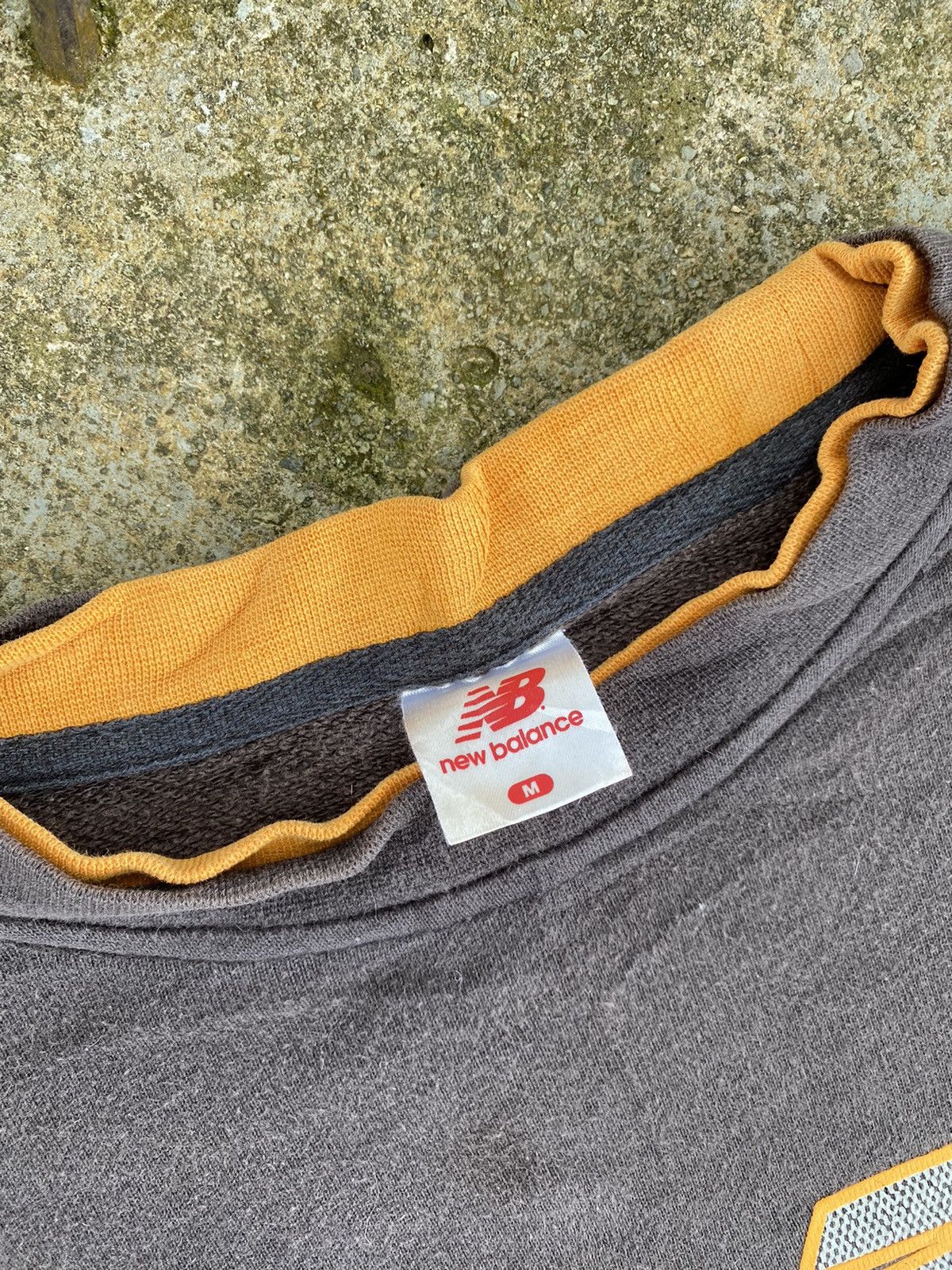 New Balance ⚡️Rare⚡️ New Balance Big Logo Sweatshirt Size US M / EU 48-50 / 2 - 6 Thumbnail