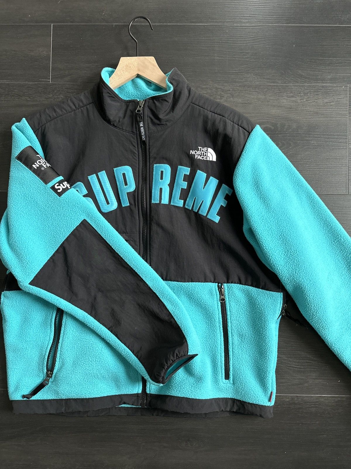 Supreme × The North Face Supreme North Face Arc Logo Fleece Sweater Size US M / EU 48-50 / 2 - 11 Thumbnail