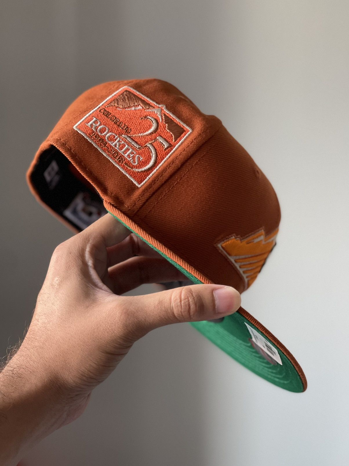Hat Club × MLB × New Era 7 1/8 Hat Club Exclusive “Campfire” Colorado Rockies Size ONE SIZE - 4 Thumbnail