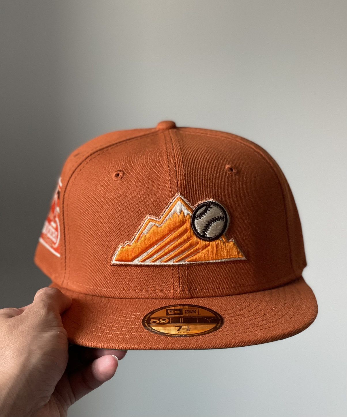 Hat Club × MLB × New Era 7 1/8 Hat Club Exclusive “Campfire” Colorado Rockies Size ONE SIZE - 1 Thumbnail
