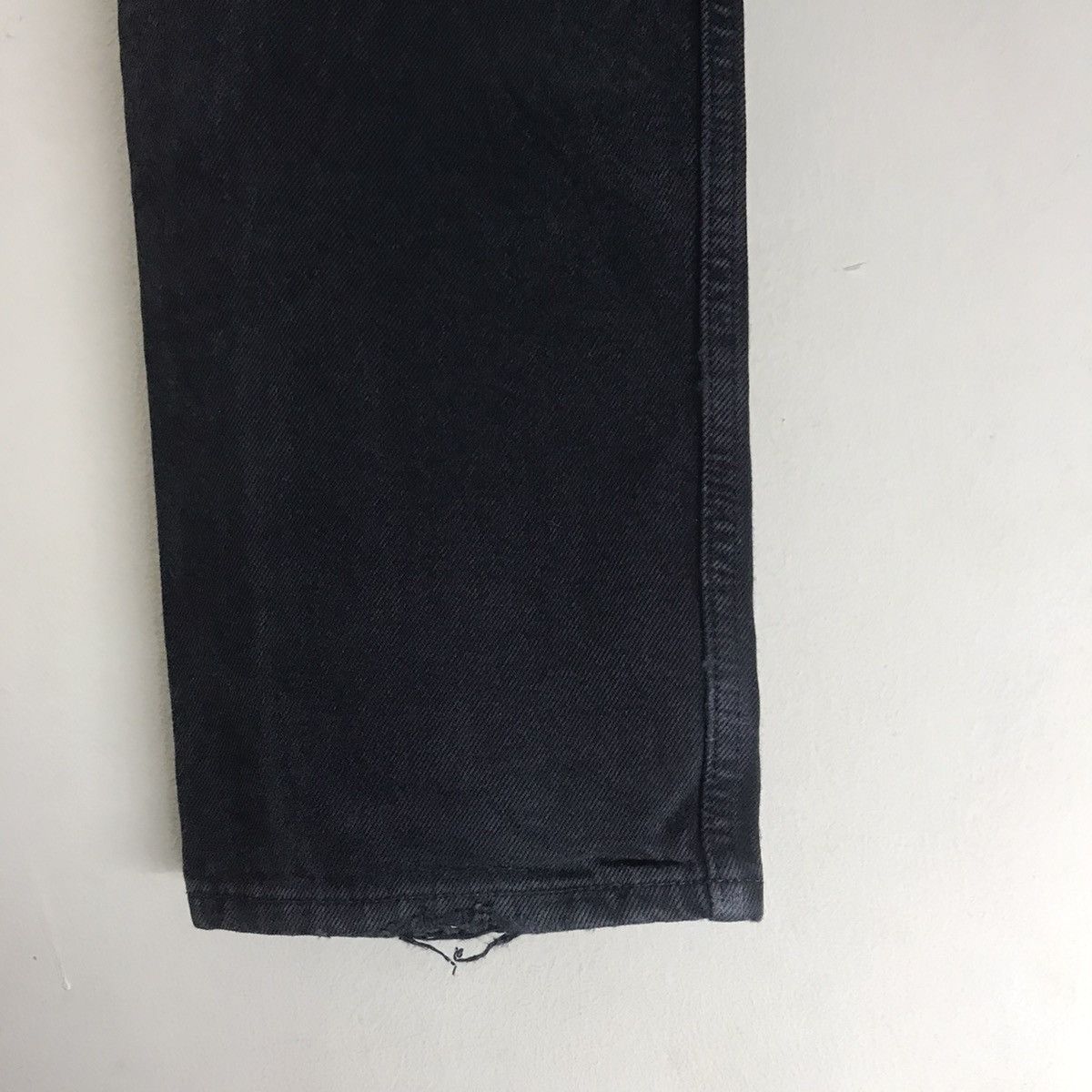 Levi's Vintage 90s Levis 501 Black Denim Jeans Made in USA Size US 31 - 16 Thumbnail