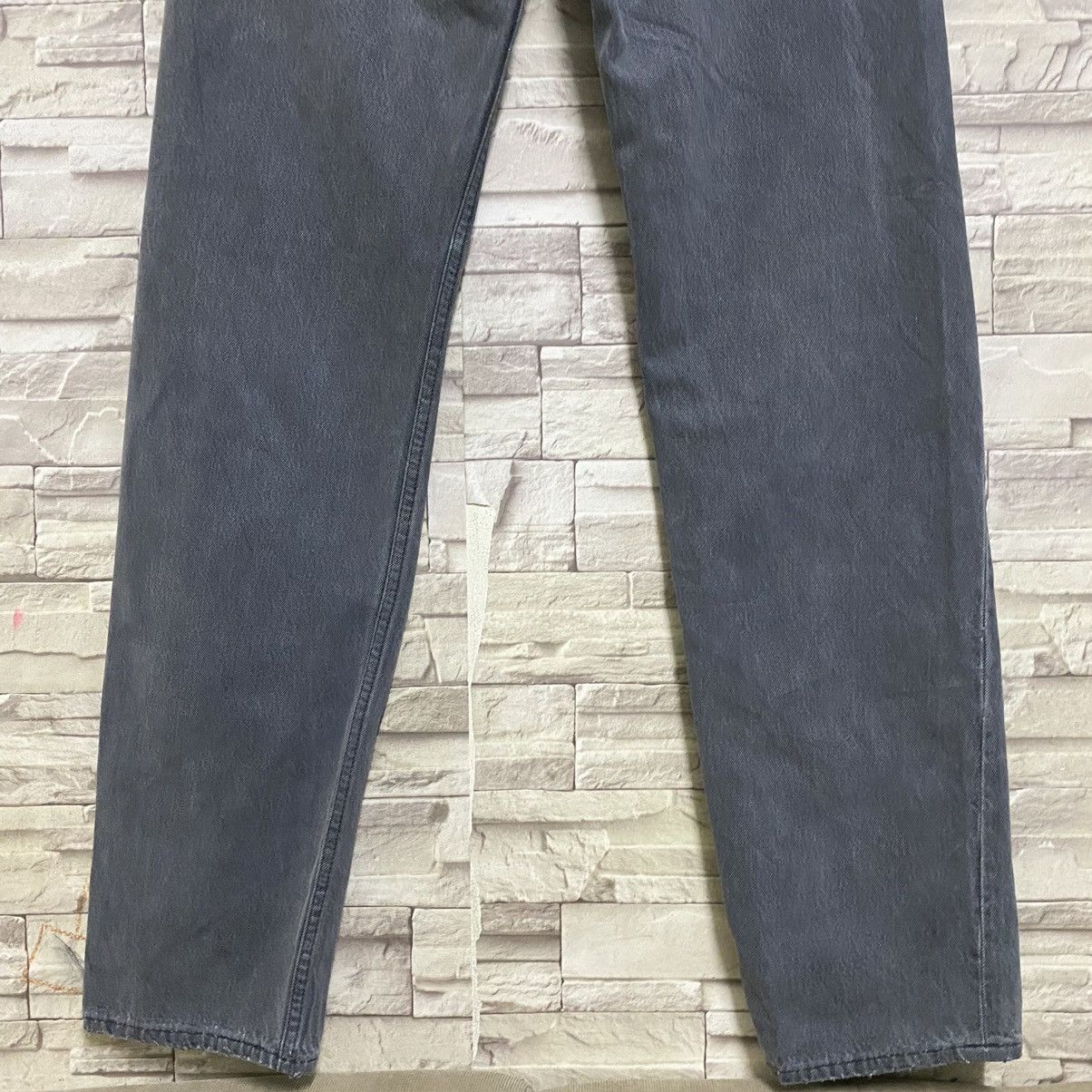 Levi's Vintage 90s Levis 501 Black Faded Jeans 34x35 Made USA Size US 34 / EU 50 - 11 Thumbnail