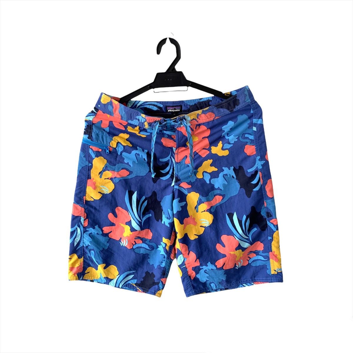 Patagonia Overprint Patagonia Shorts Pant Size US 30 / EU 46 - 1 Thumbnail