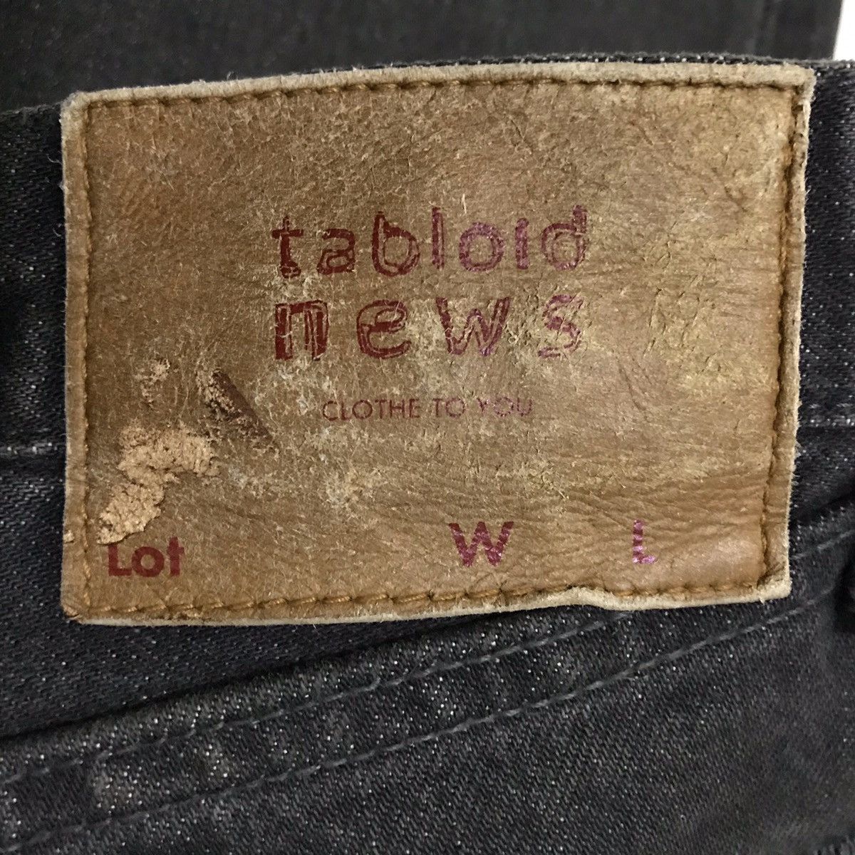Japanese Brand TABLOID NEWS Japan Dark Grey Denim Jeans Made In Japan Size US 30 / EU 46 - 3 Thumbnail