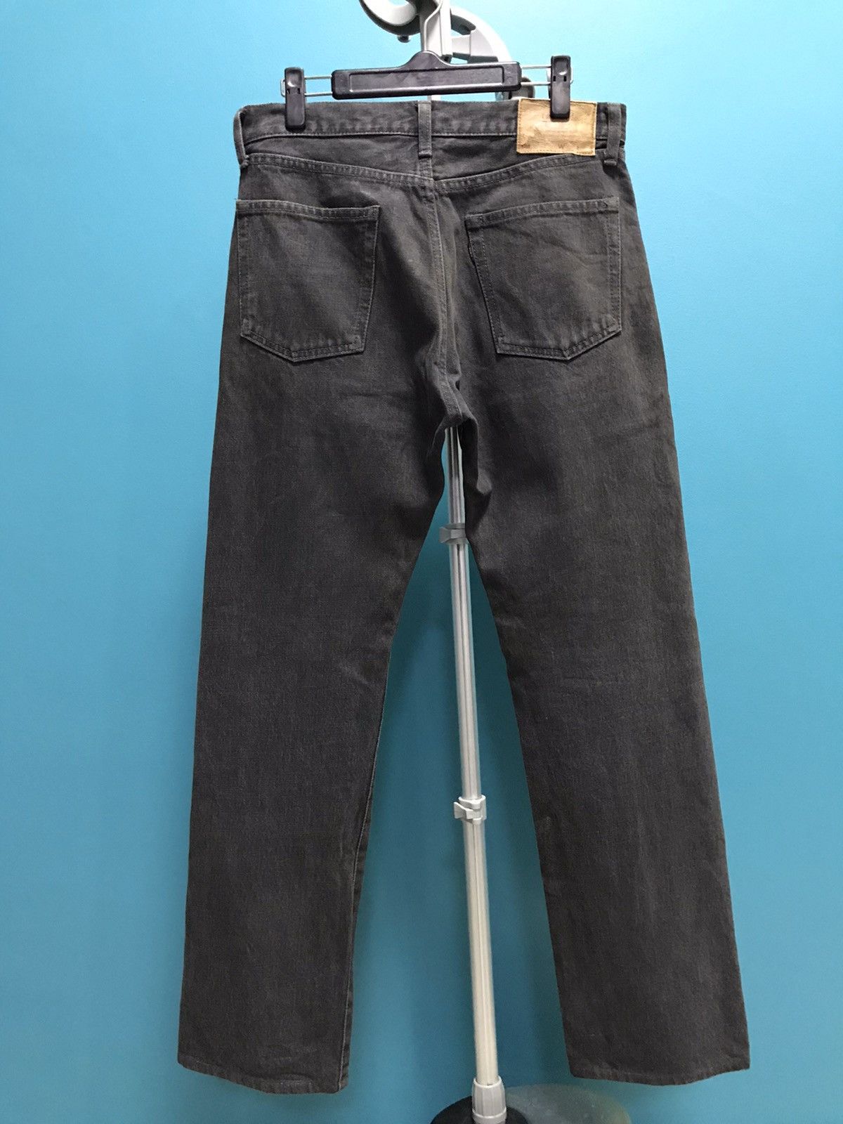 Japanese Brand TABLOID NEWS Japan Dark Grey Denim Jeans Made In Japan Size US 30 / EU 46 - 2 Thumbnail