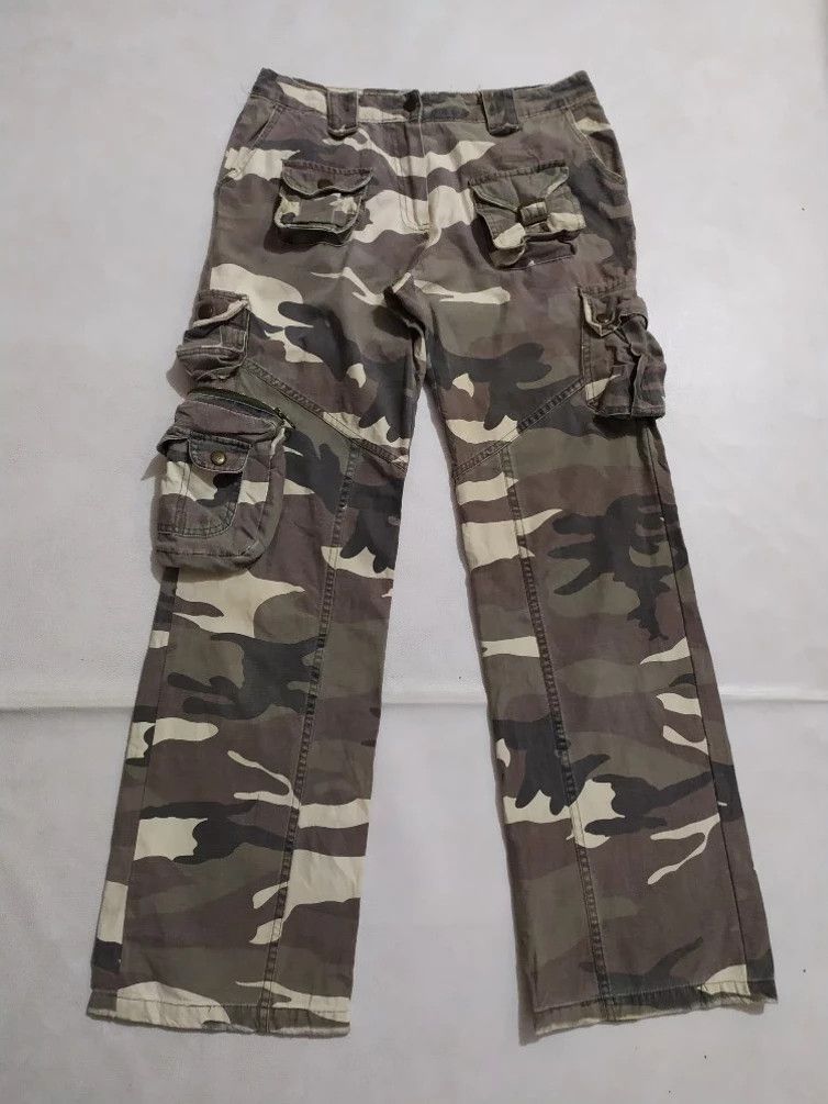 Japanese Brand 🔥UNKNOWN Cargo Multipocket Gas Mask Tactical Camo Pants Size US 29 - 1 Thumbnail