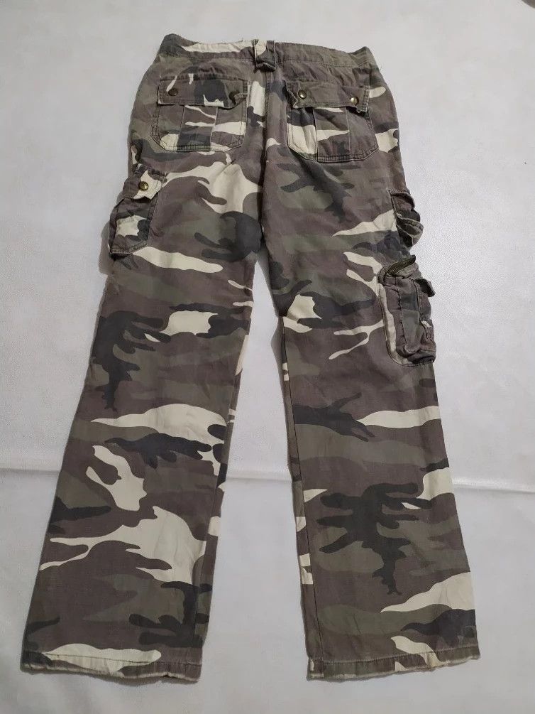 Japanese Brand 🔥UNKNOWN Cargo Multipocket Gas Mask Tactical Camo Pants Size US 29 - 4 Thumbnail